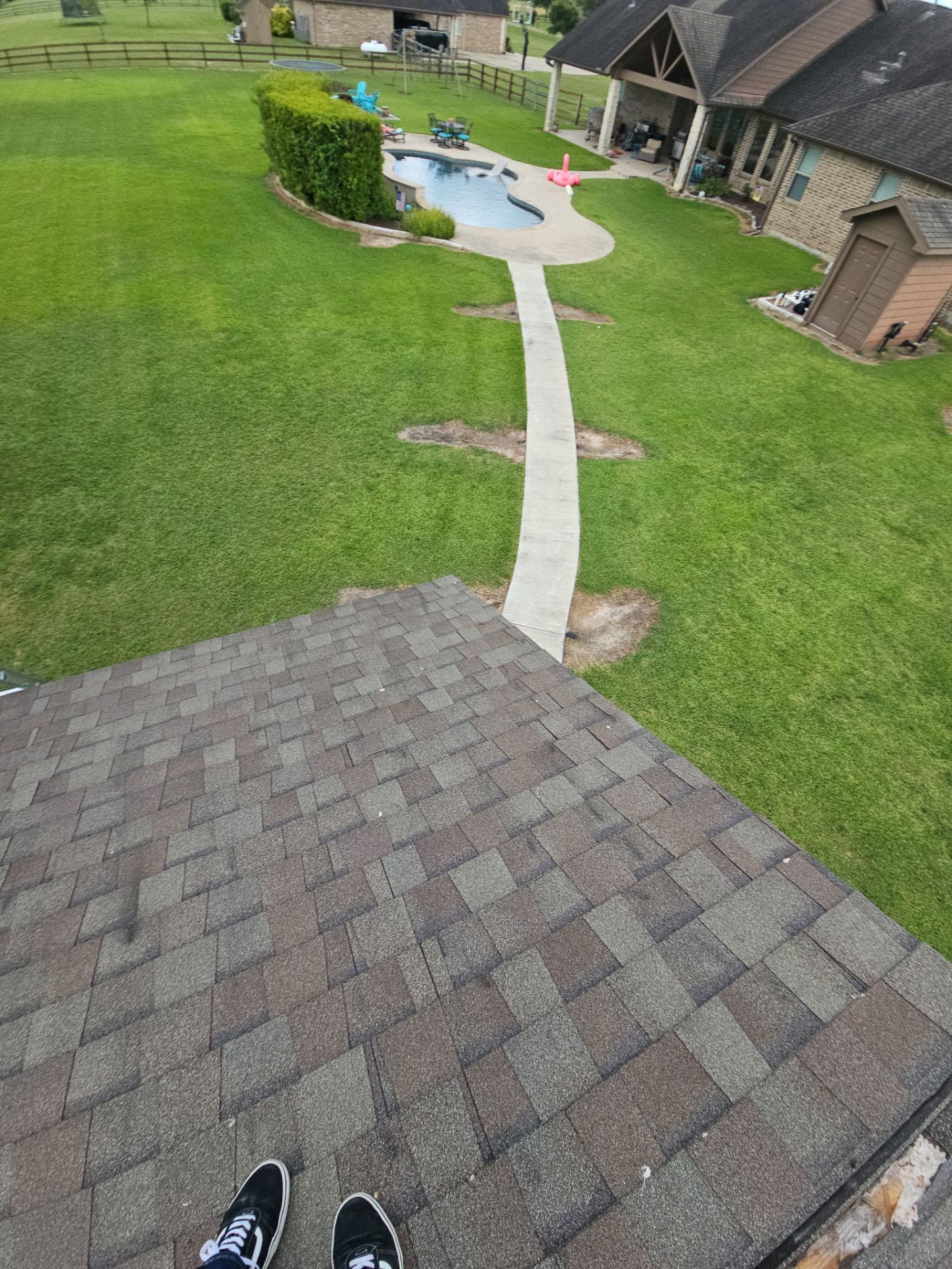 Hail Damage using Owen's Corning Duration (Lifetime) Shingles by Roof Repair Company