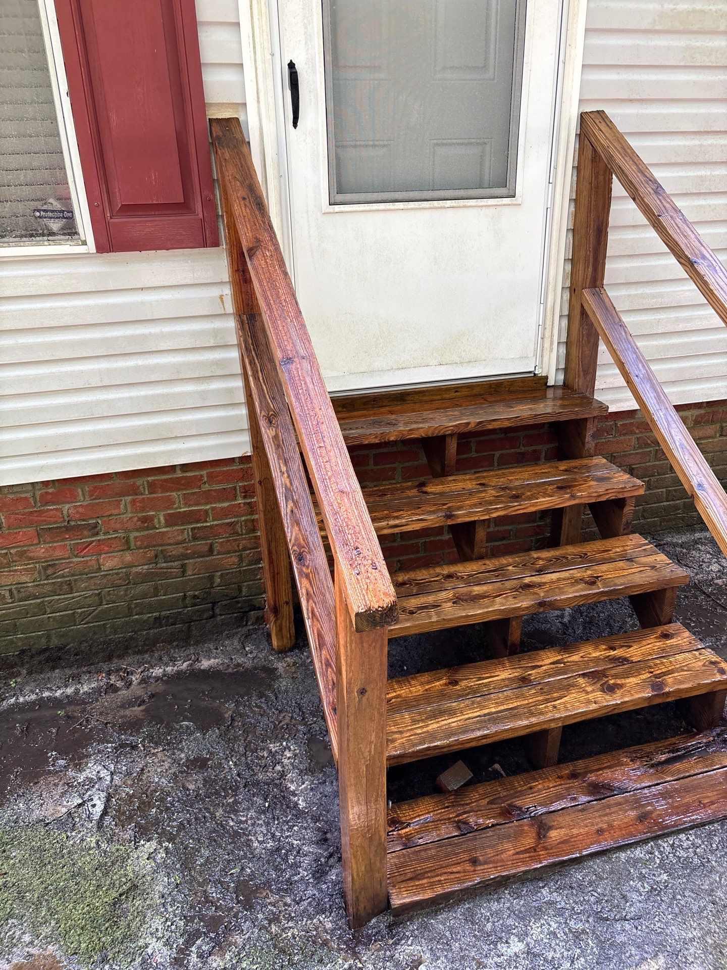 Wood Deck using Wood Sealant by DuraSeal