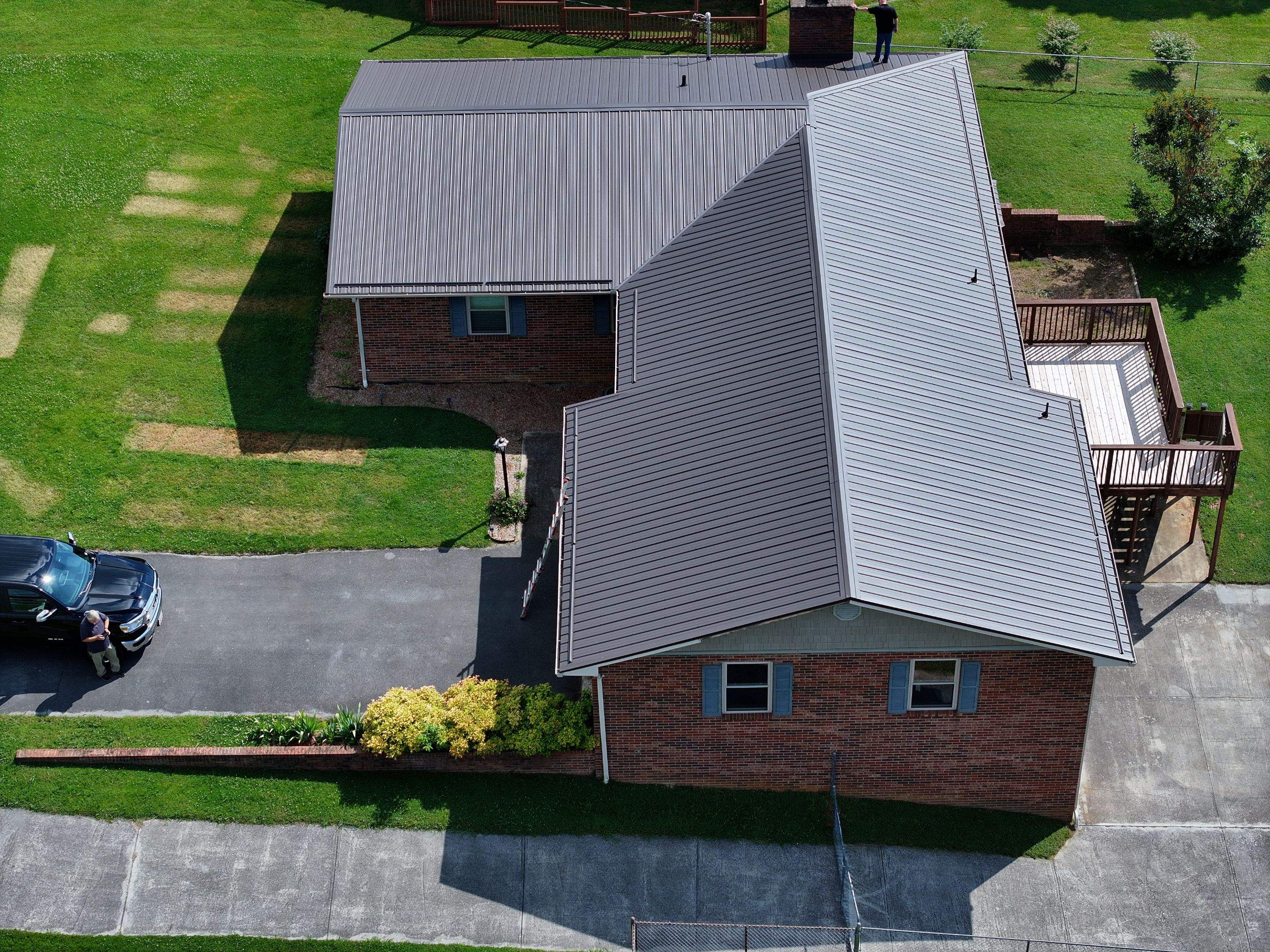 Maximoff Residence by Omnia Roofing