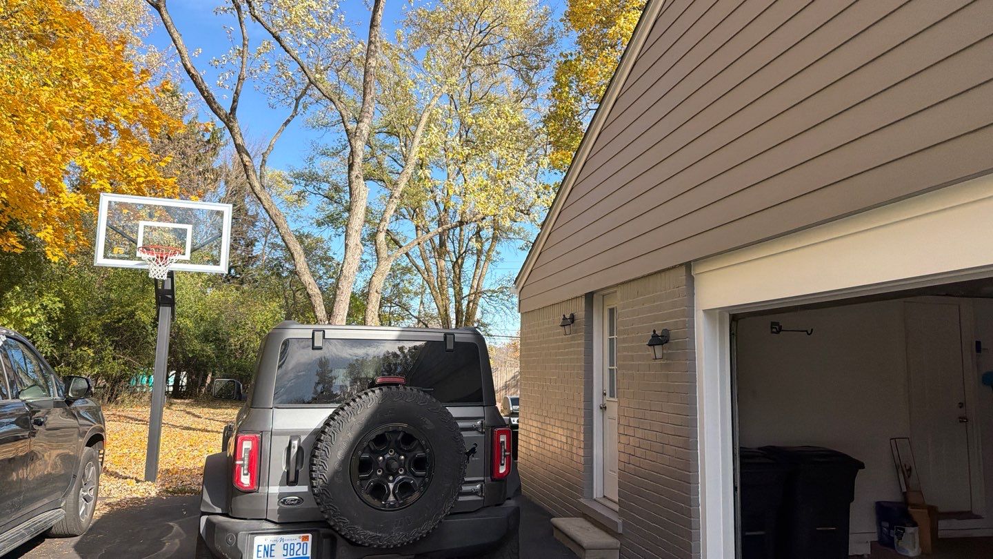Siding Replacement using Alside S7 Cedar Mill Grain Storm Grey by 180 Contractors