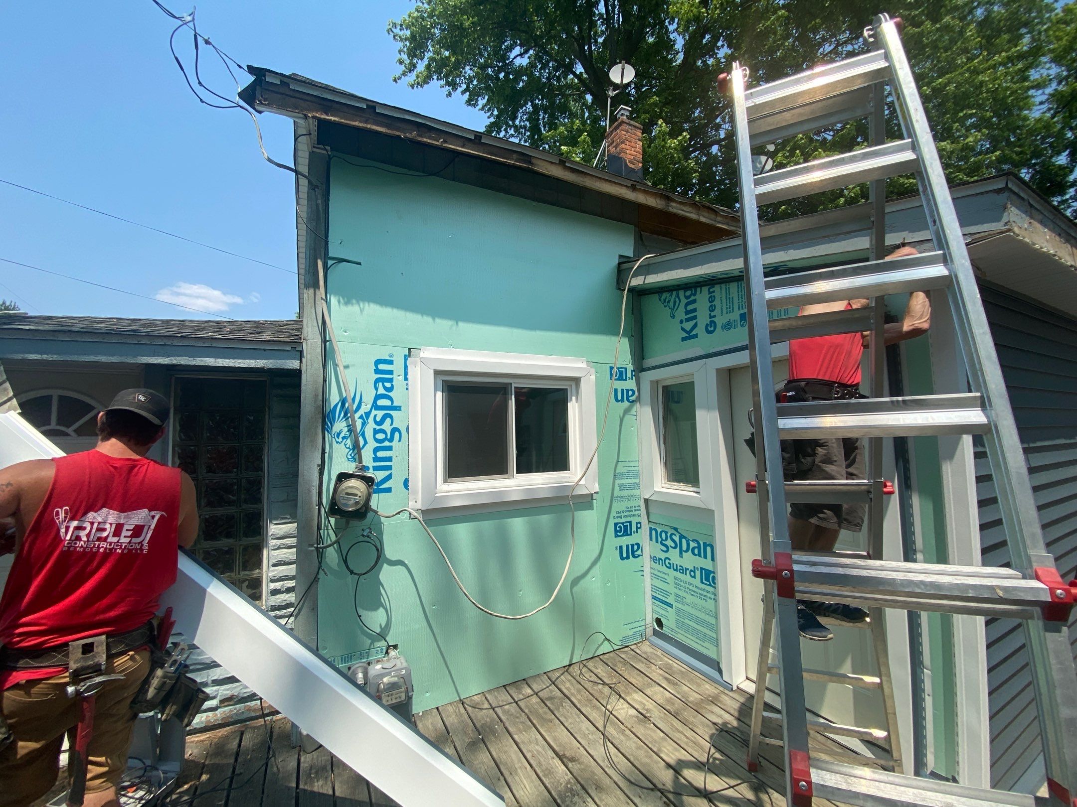Siding Replacement using CertainTeed Restoration Classis D4 by 180 Contractors