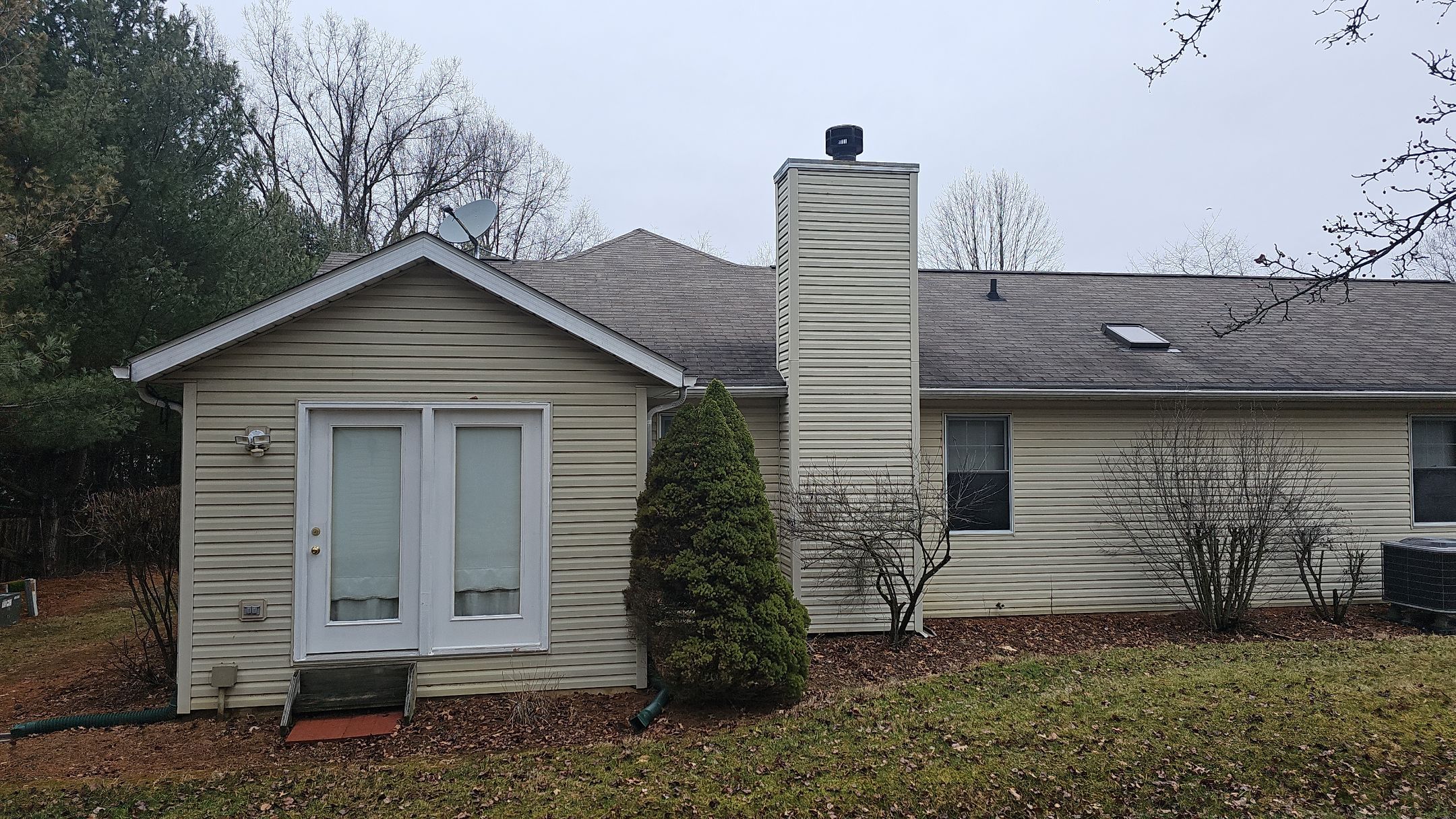 Alpha Rib, Color: Forest Green by Eagle Eye Roofing