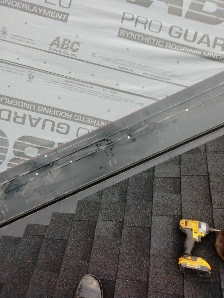 Residential Roofing Installation using Owens Corning Duration, Driftwood by Absolute Roofing and Construction