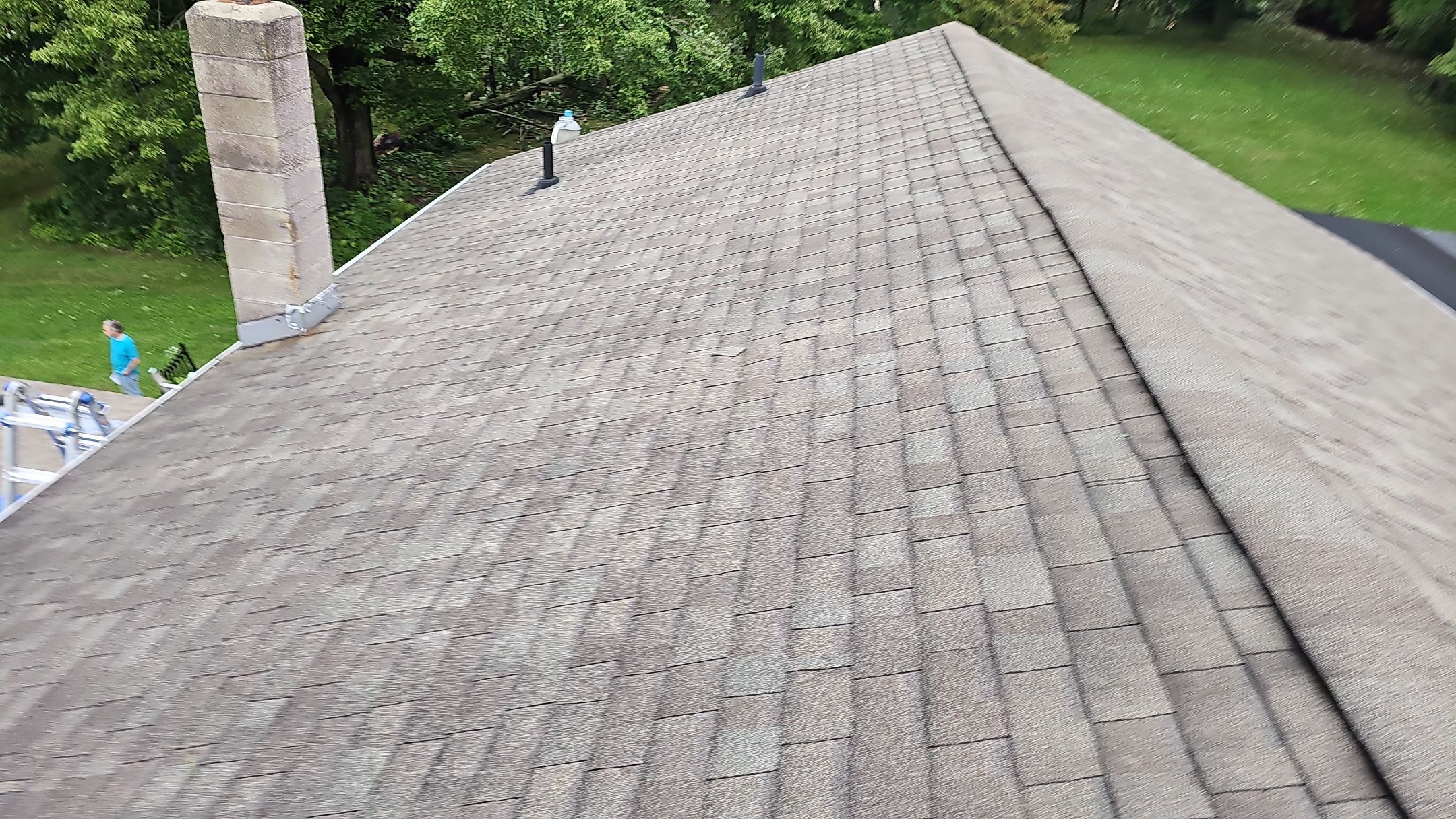 ATLAS PINNACLE COLOR: BLACK SHADOW by Eagle Eye Roofing