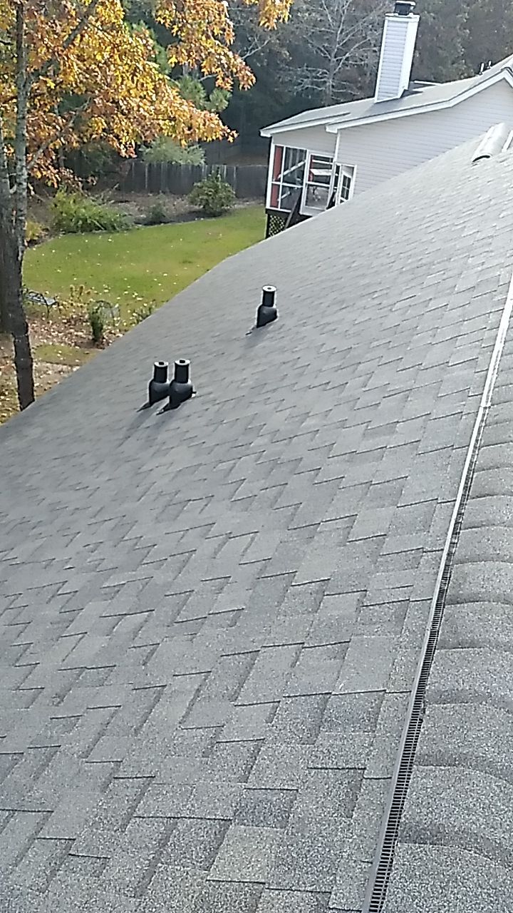 Residential Roofing Installation using Owens Corning Oakridge- Williamsburg Gray by Indigo State Roofing