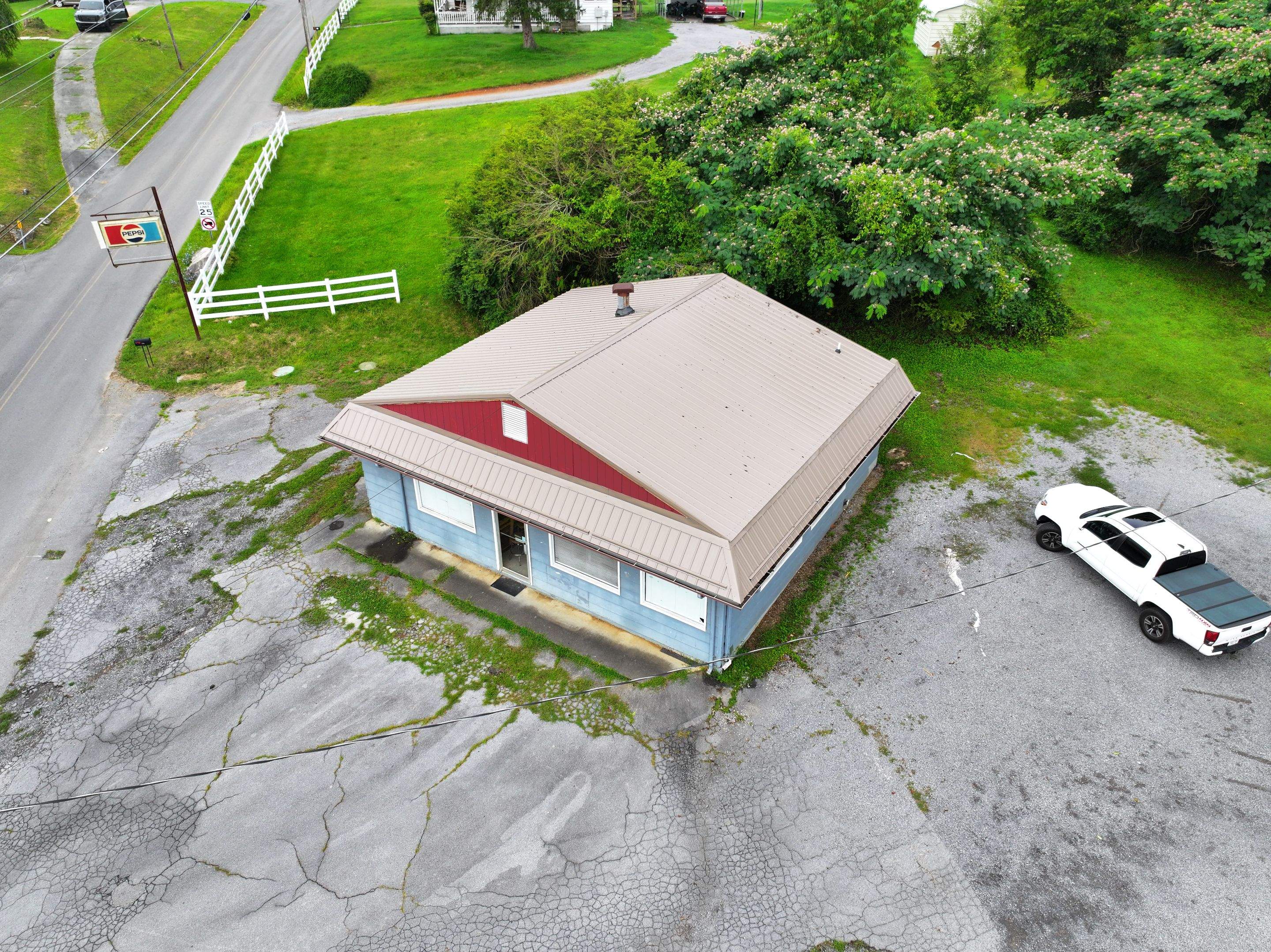 Hixson Commercial Property  by Omnia Roofing