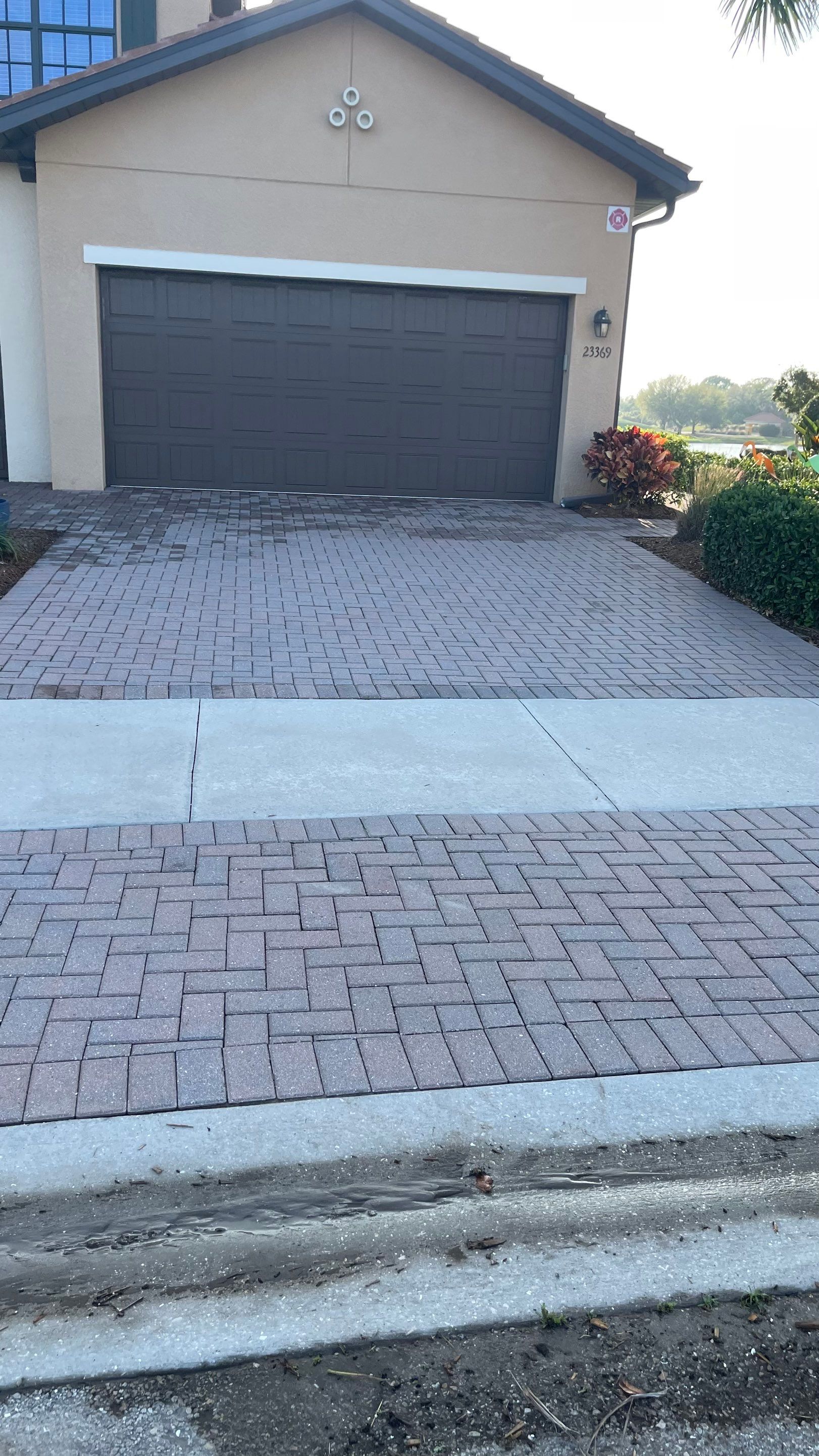 HOA Paver Driveway & Sidewalk Cleaning in Sarasota National, Venice, FL | Sunshine AquaWash by Sunshine AquaWash