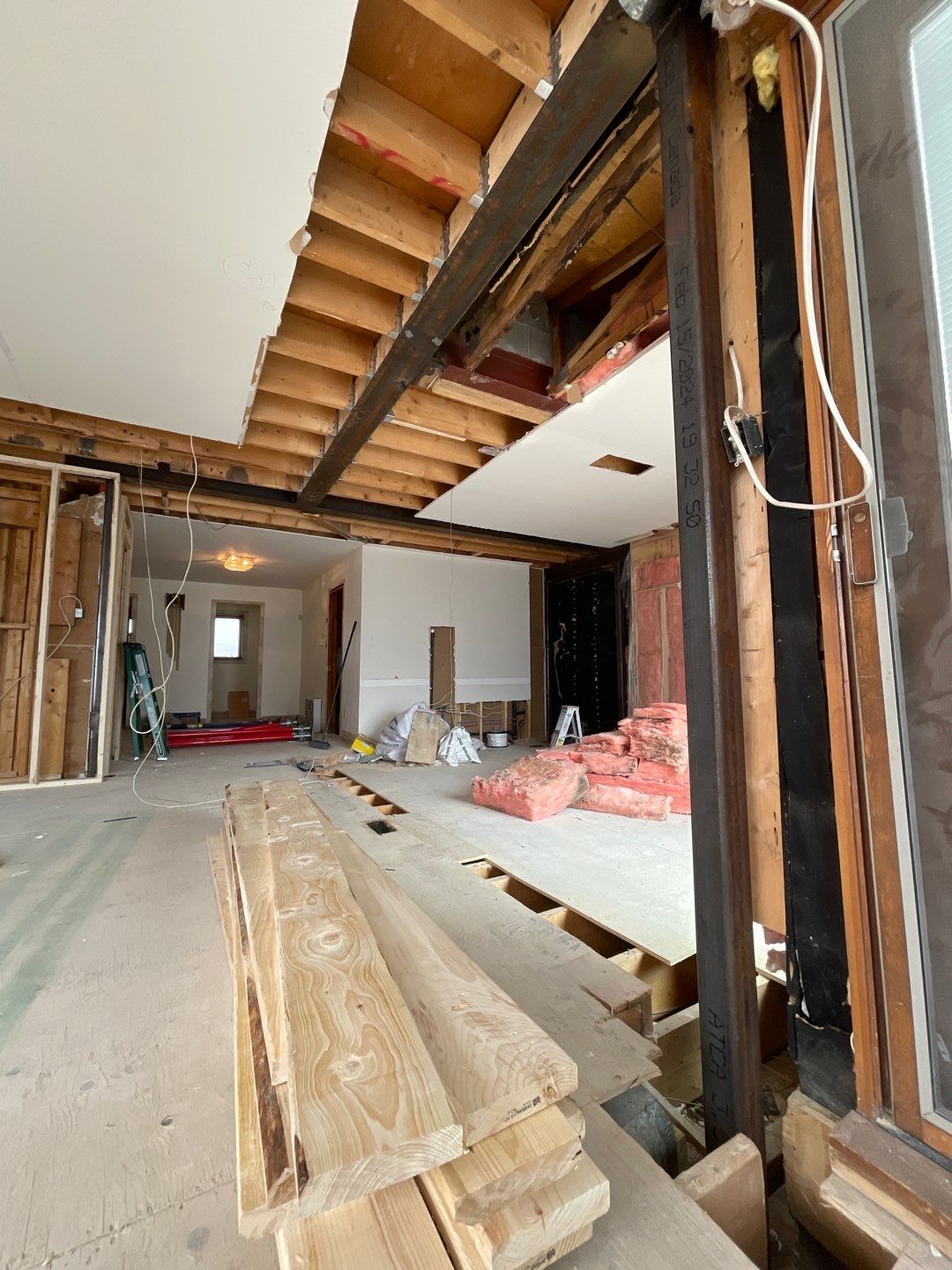 Large scale renovation by Eco-Nature Construction Inc.