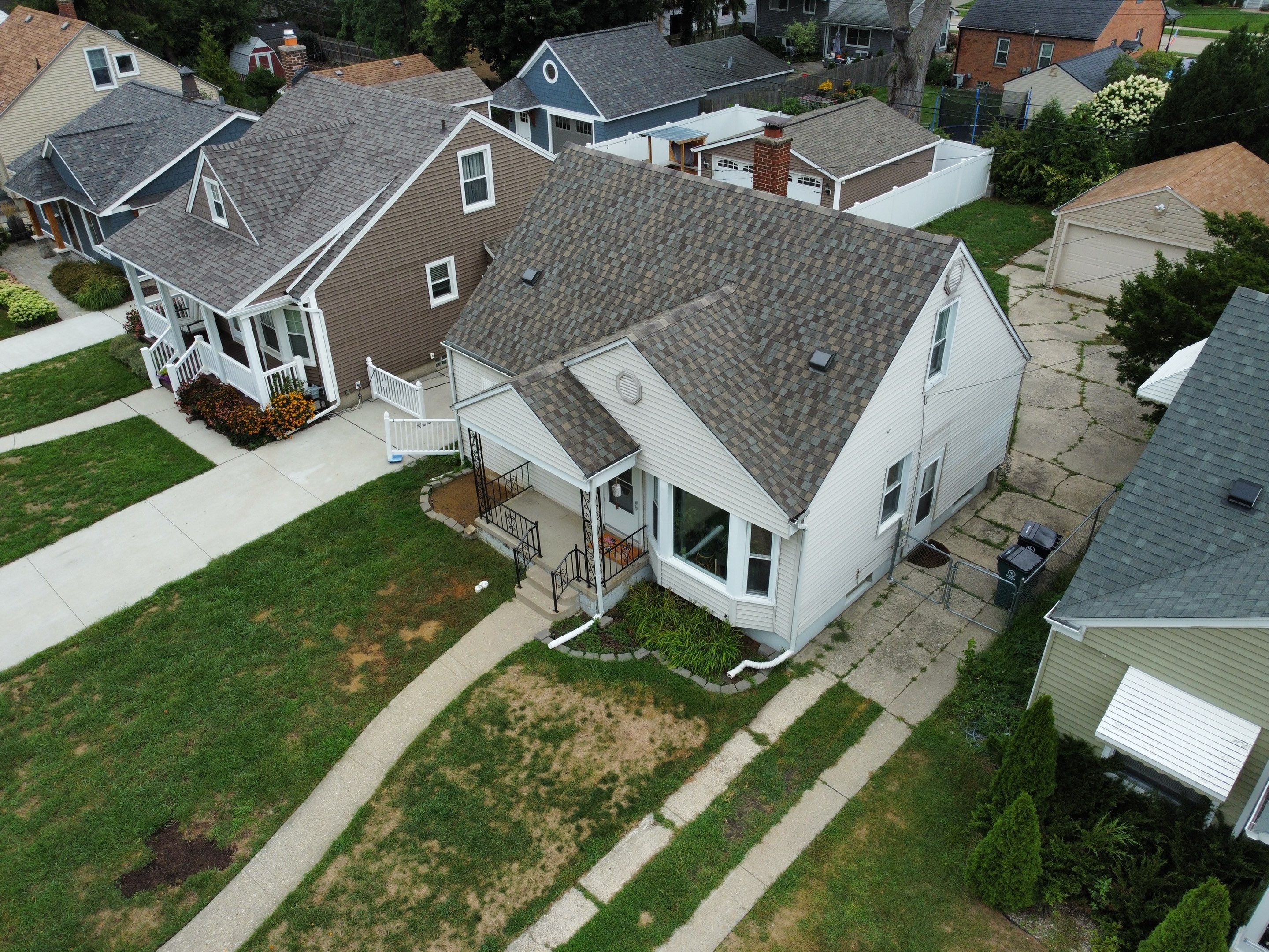 Roof Replacement - Private Residence  by Bloomfield Construction & Restoration