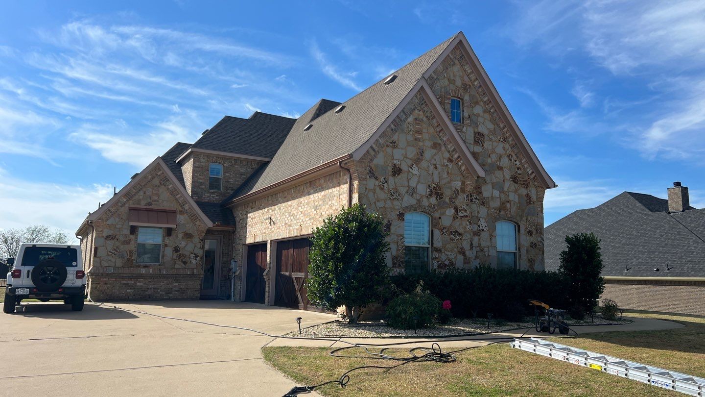 Exterior Painting: Trim & Siding by Nomad Painting