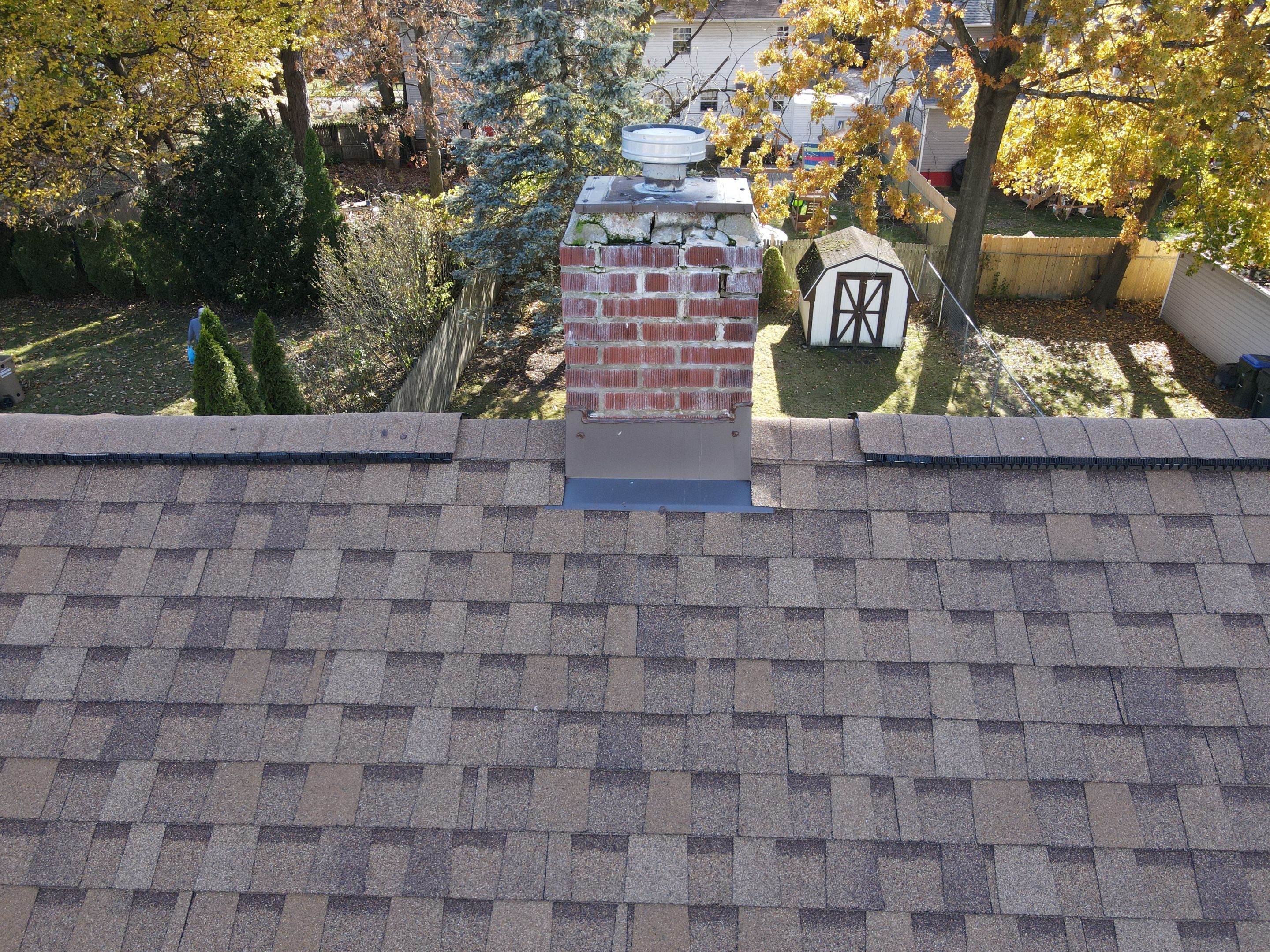 Brand: Atlas Pinnacle Color: Pristine Scotchgard Desert Drip: White by Eagle Eye Roofing