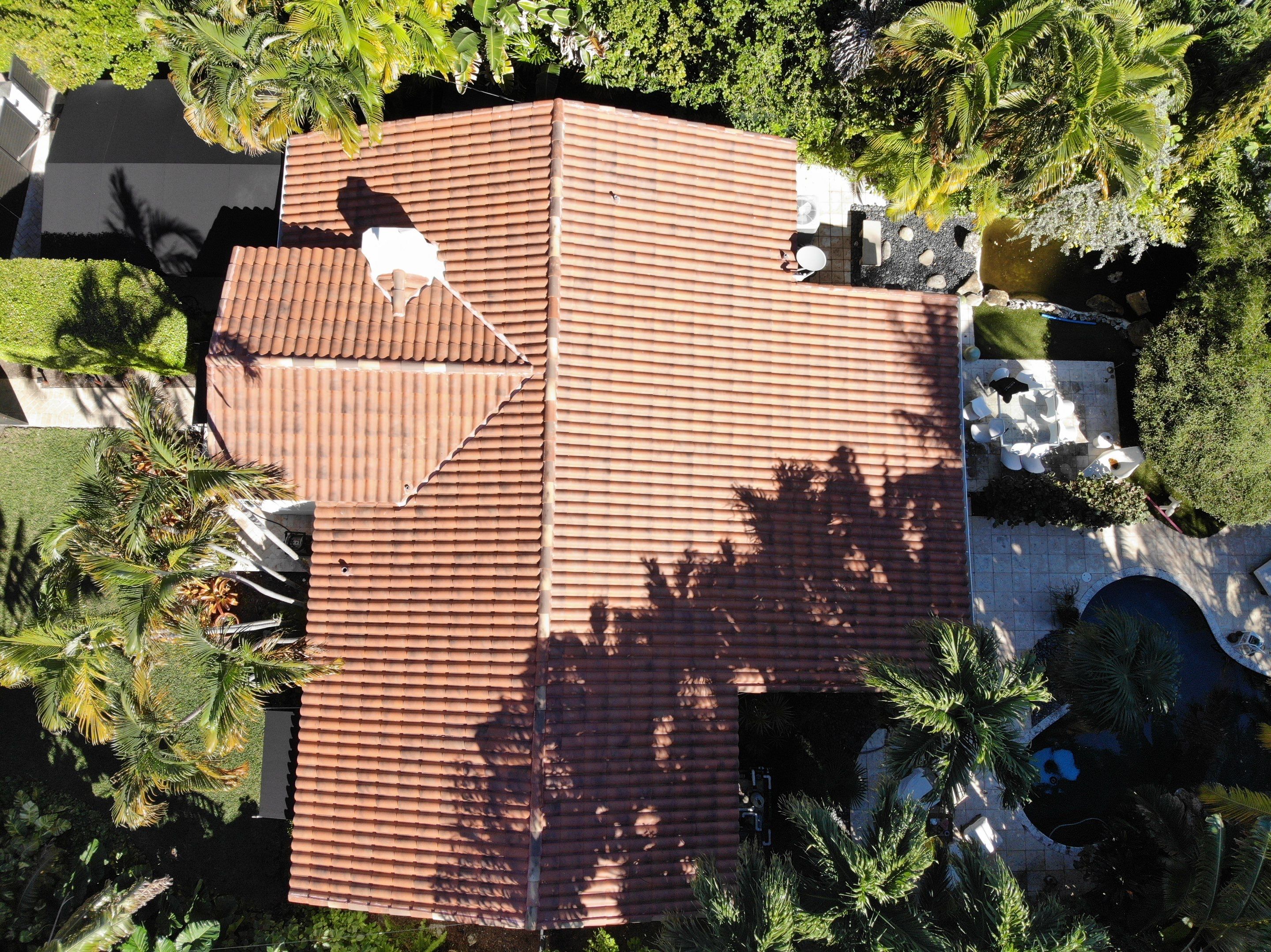 Verea - Spanish S - Añeja Color by Istueta Roofing