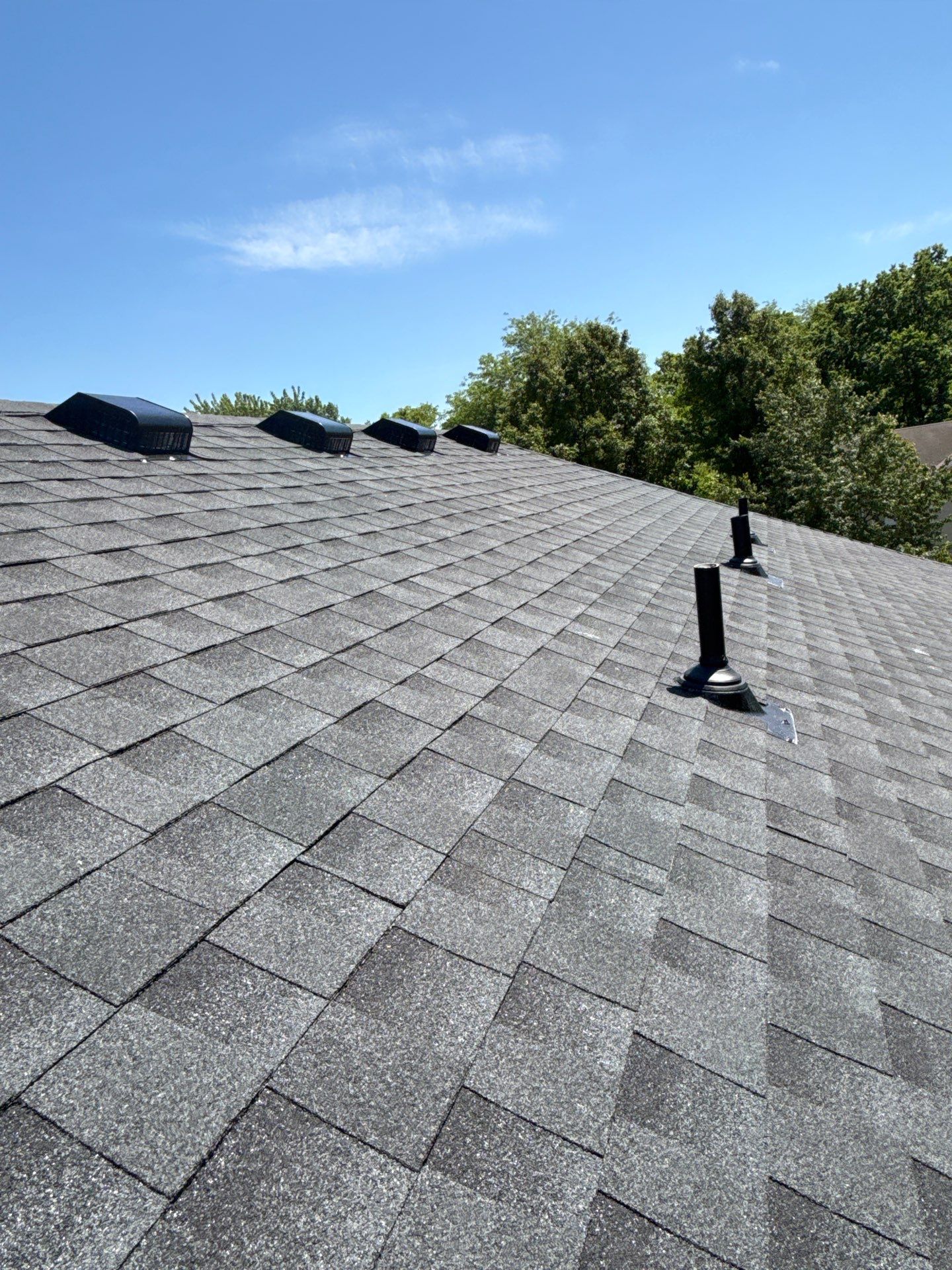 Grain Valley Residential Roof Replacement Featuring GAF Timberline HDZ Shingles by Summit Roofing