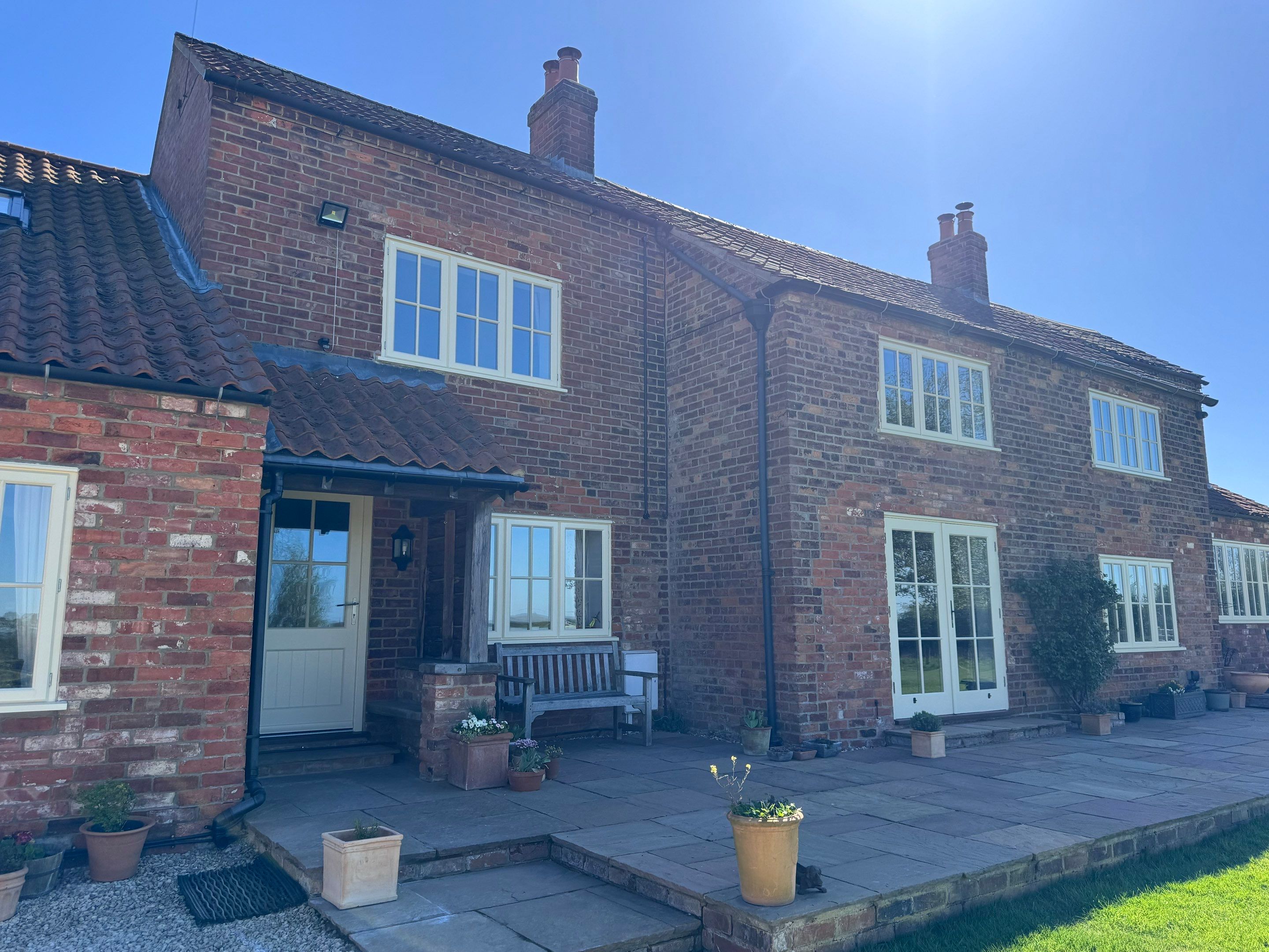 πΏ Project Spotlight | Renewable Heating with Real Style by Elite Services Group Ltd