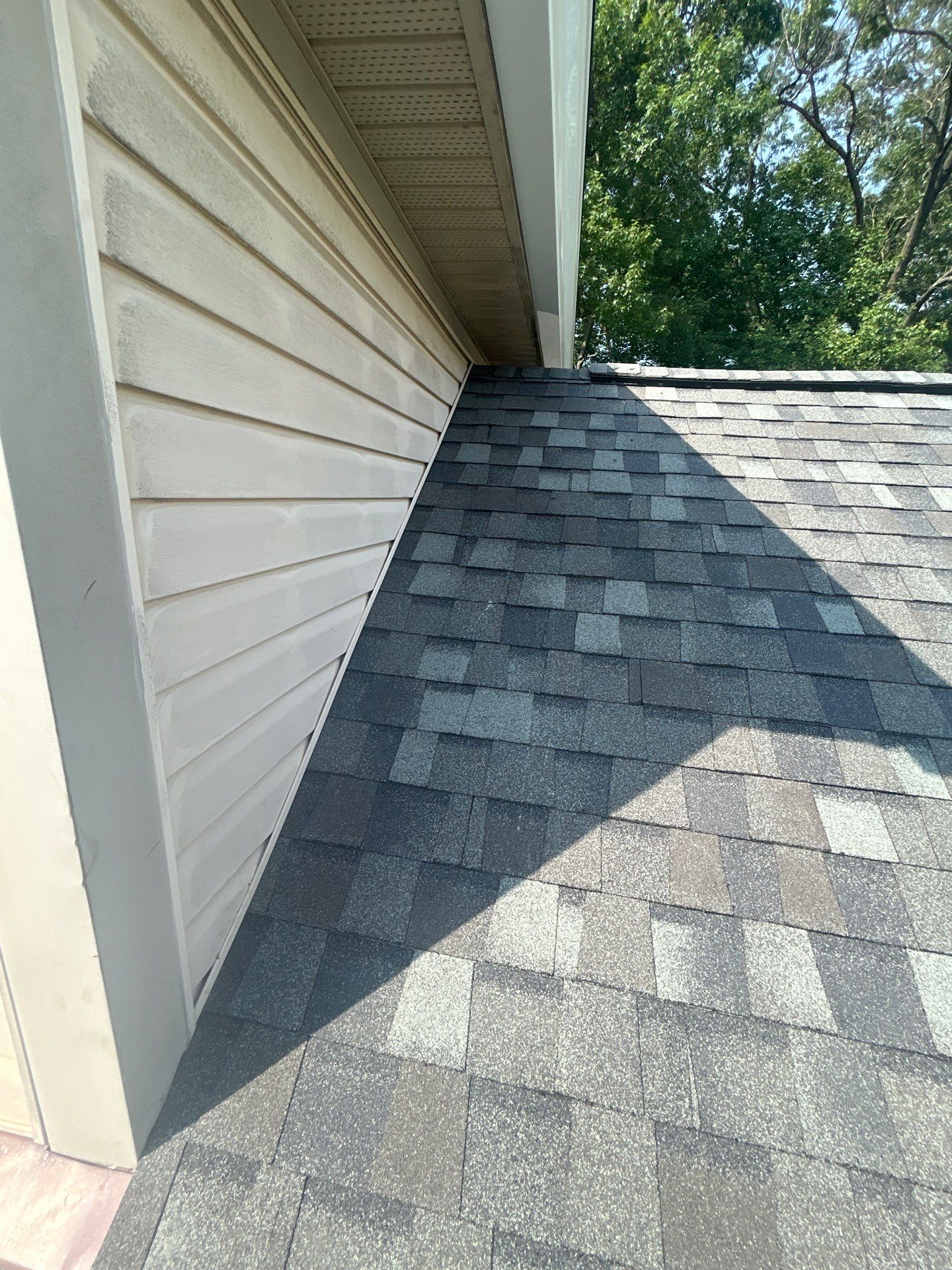 Springfield: Residential Roof Replacement with CertainTeed Landmark PRO in Max Def Georgetown Gray by RM Banning, Inc.