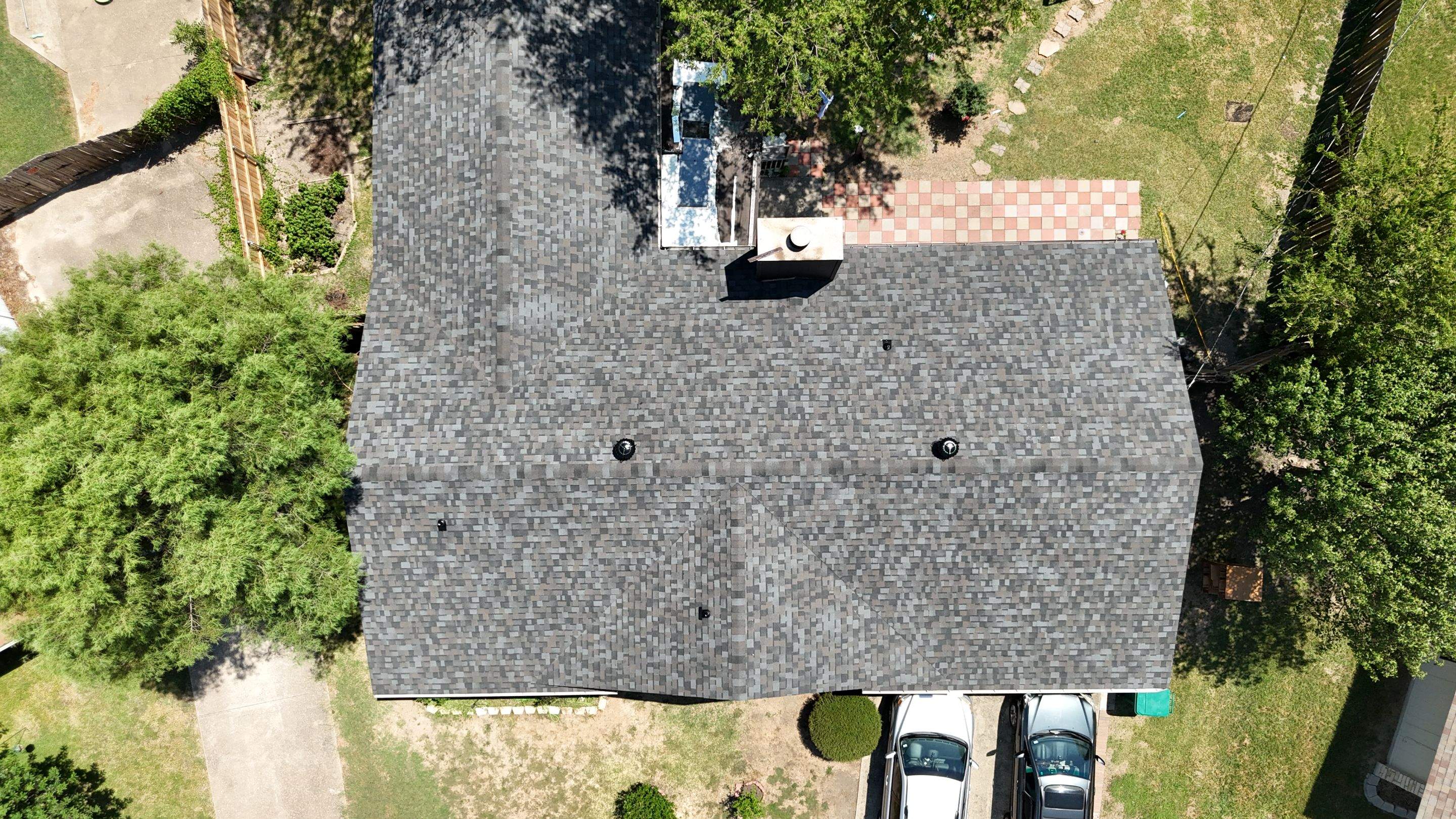 Williamsburg Gray - Owens Corning TruDefinition Duration by RoofsOnly.com