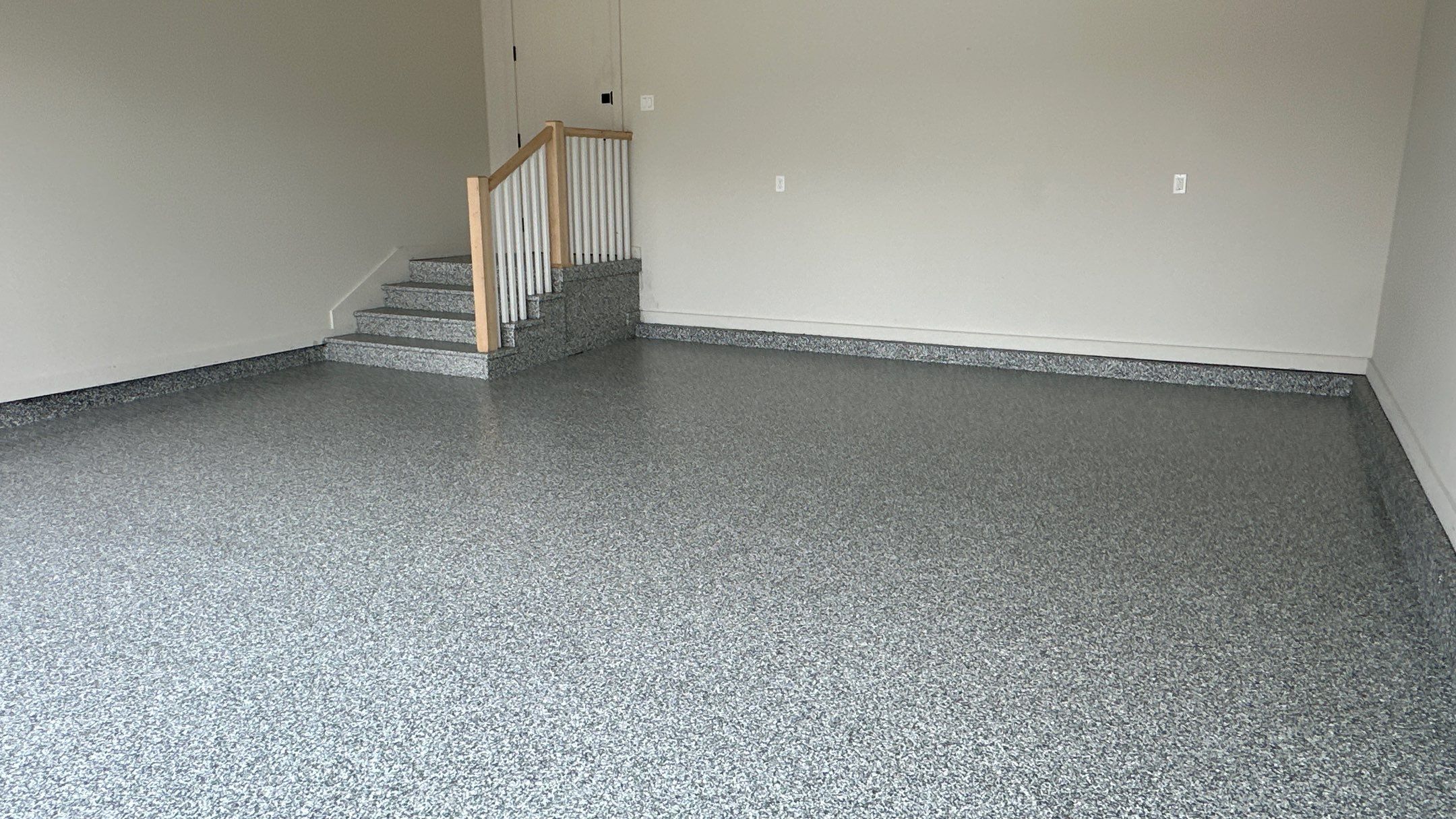 Check out how beautiful a brand new stonehenge flake floor looks by Banner Garage
