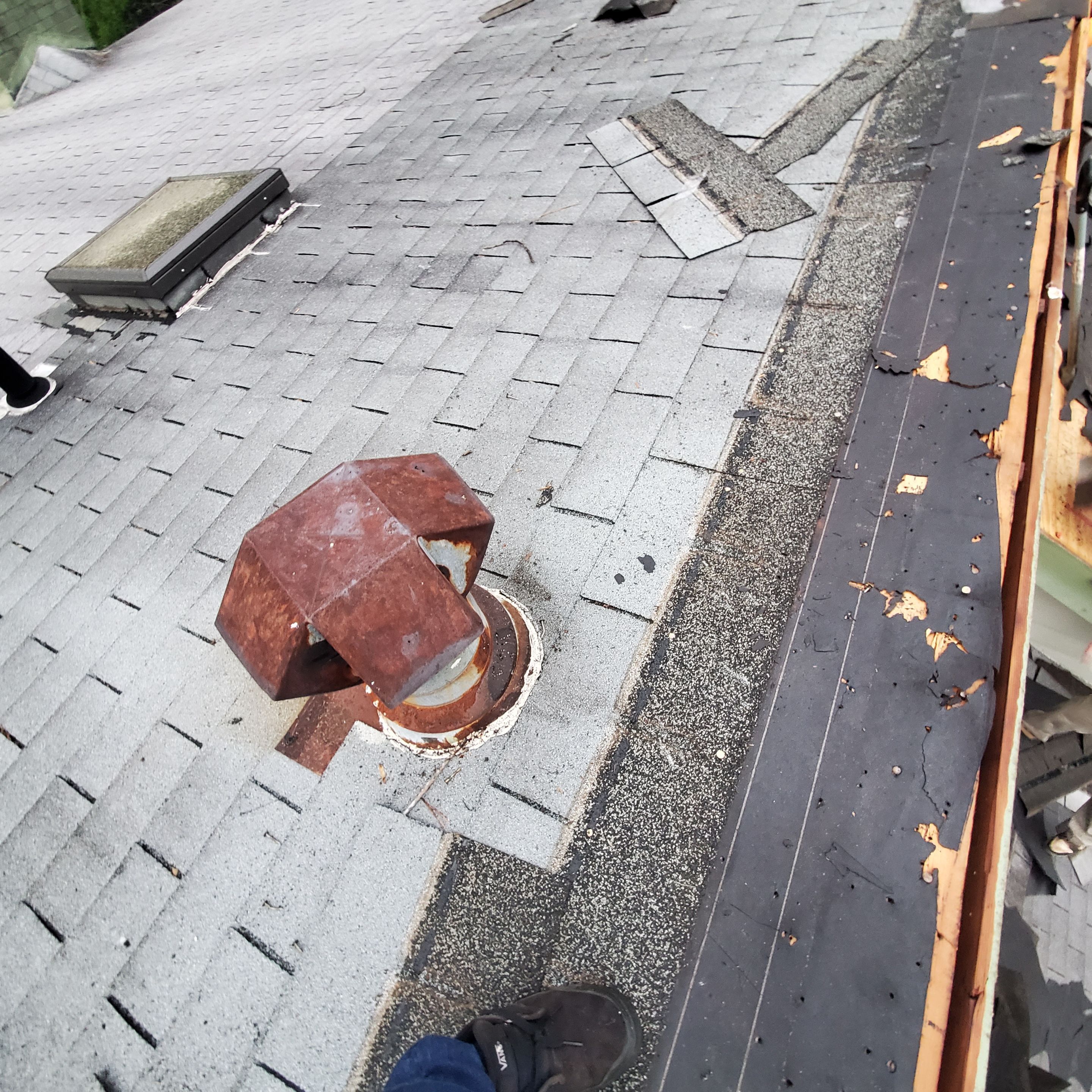 Oakridge TruDef Twilight Black Residential Roofing Installation by Inspector Roofing and Restoration