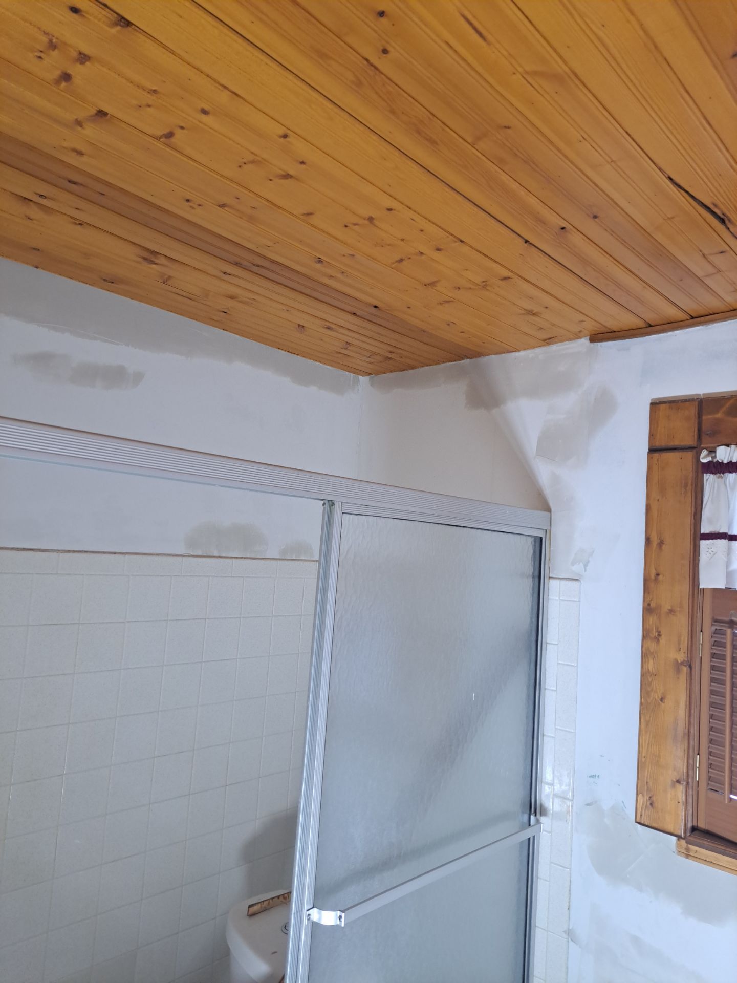 Repair and repaint by Gordon Painting