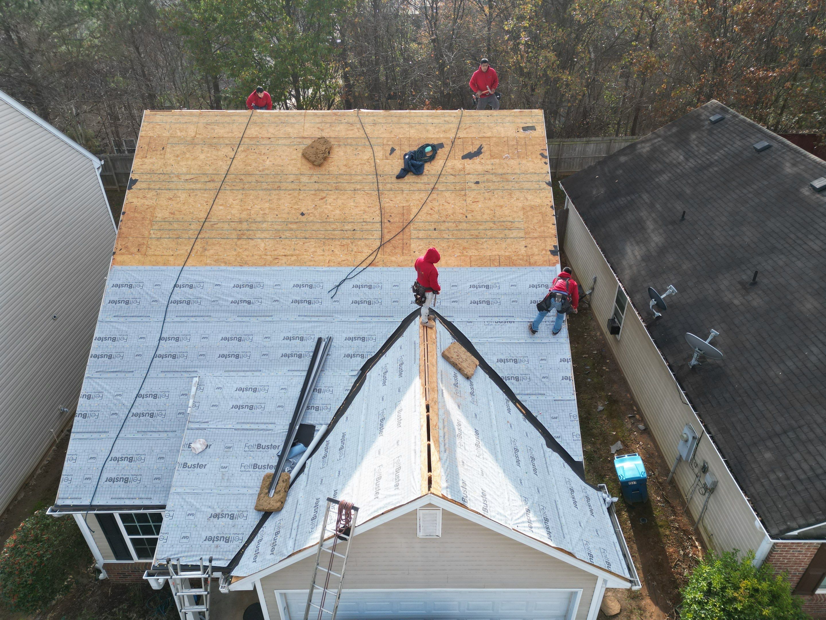Wind Damage by Deerfield Roofing LLC