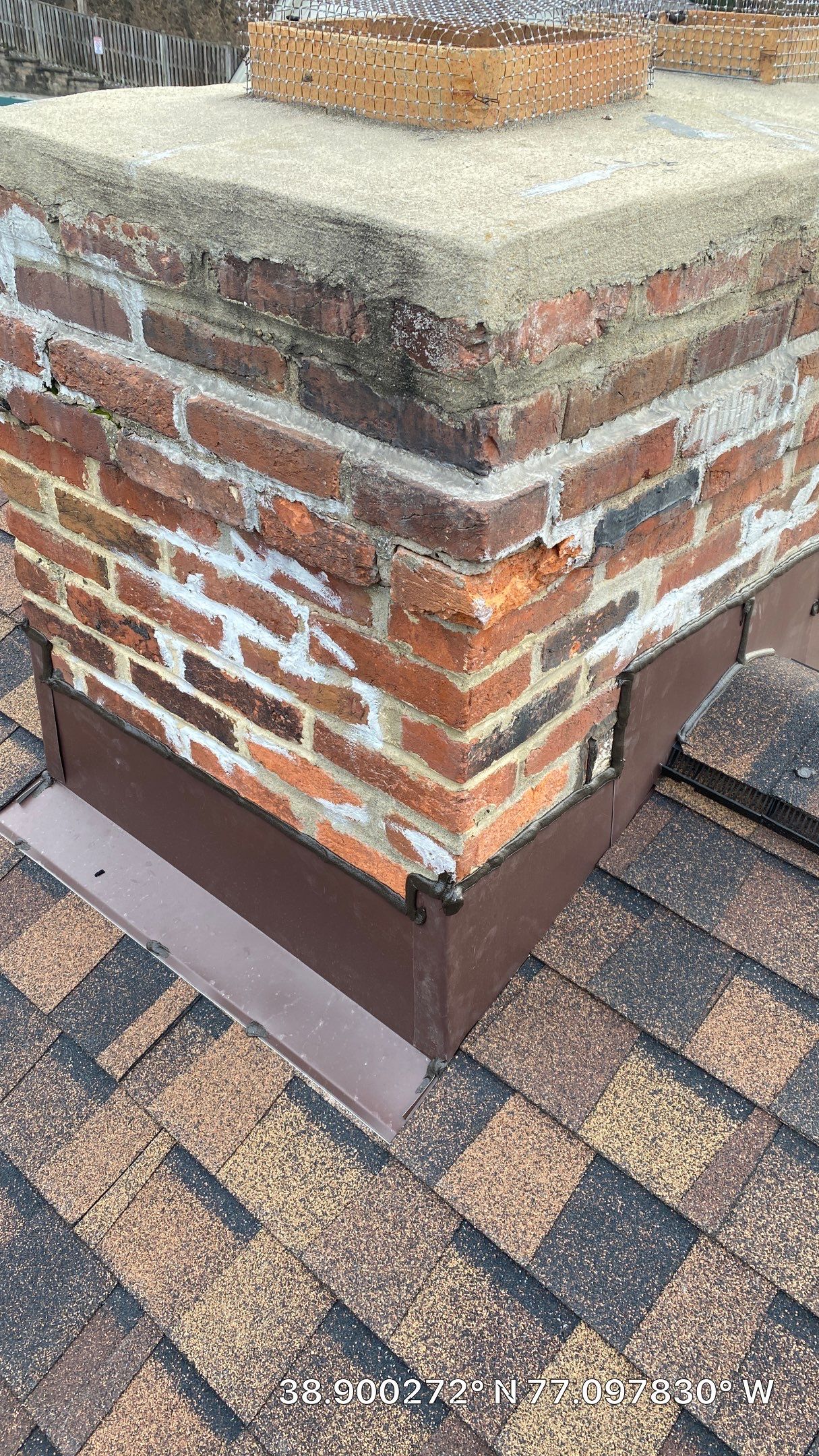 Arlington: CertainTeed Landmark Pro Designer Shingles in Max Def Burnt Sienna by RM Banning, Inc.