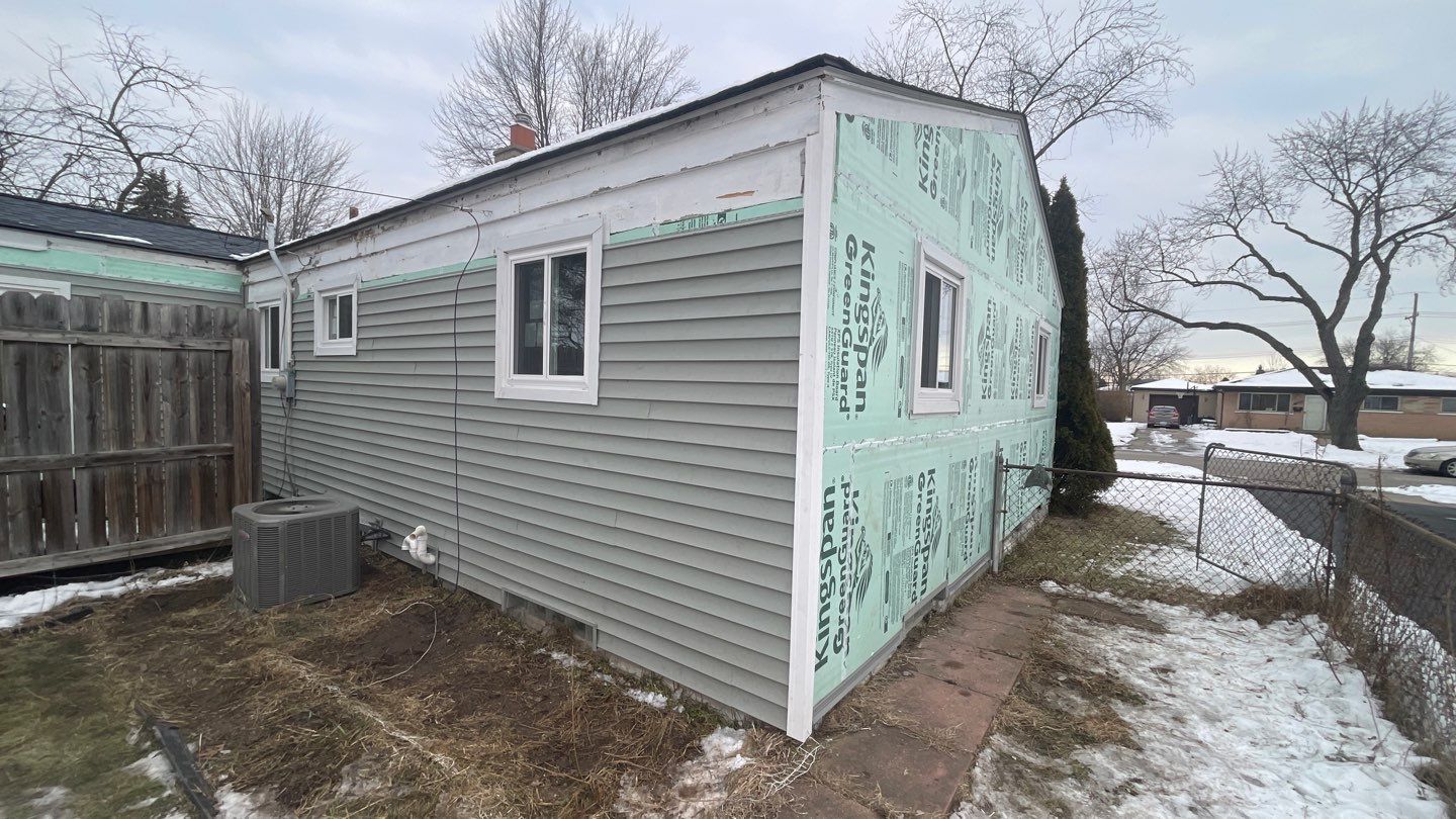 Siding Replacement using CertainTeed Restoration Classis D4 by 180 Contractors