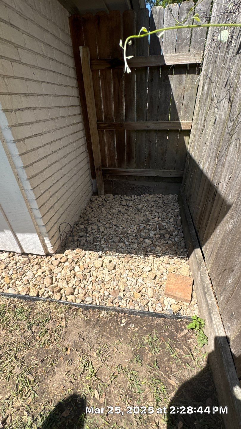 🌿 Jackie’s Outdoor Transformation — Drainage, Flagstone & Full Restoration by Texas Urban Elements
