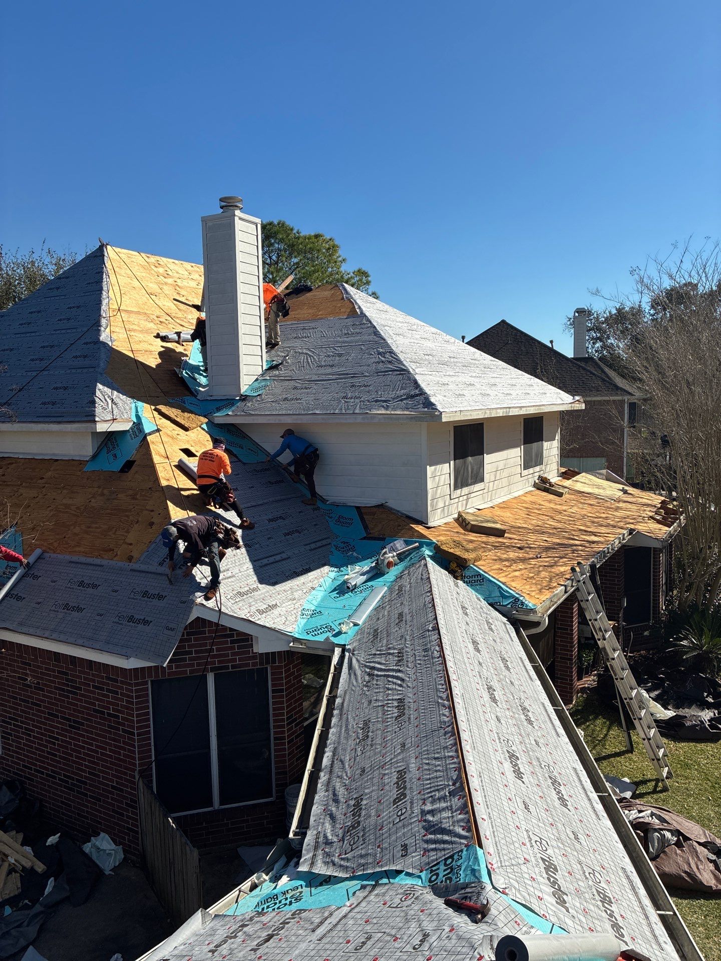 Roof Replacement in The Forest of Friendswood, Friendswood TX by Roof Repair Company