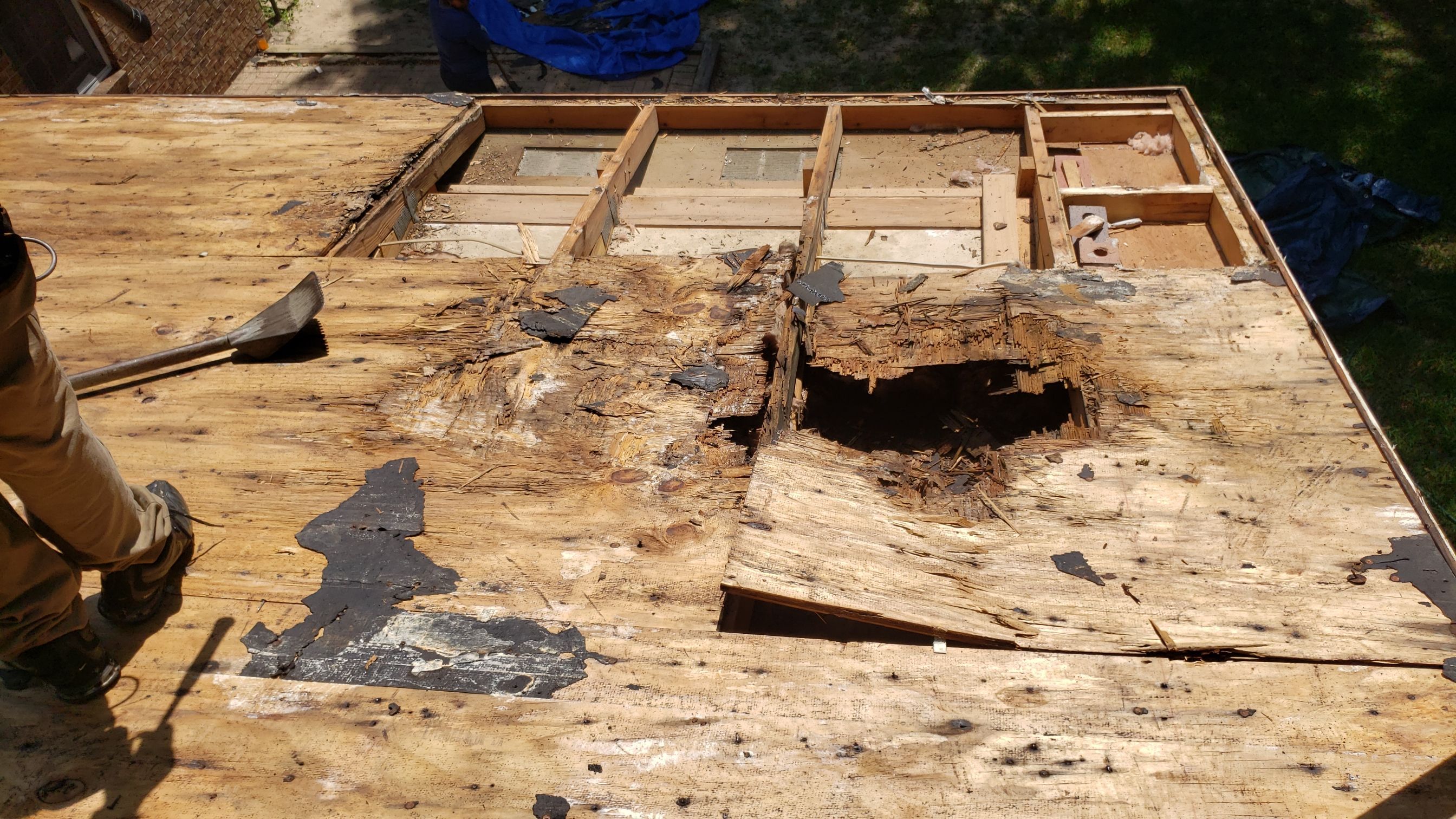 Residential Roofing Installation using Roof Replacement by American Roofing & Construction LLC