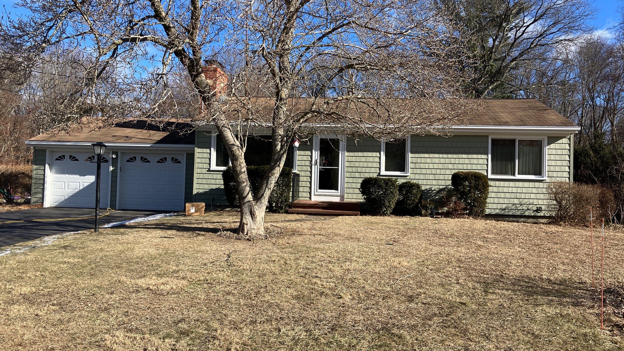Refreshed Siding with Cert Cedar Impressions D/7 Straight Bottom Perfection, Cypress by DiGiorgi Roofing and Siding Inc