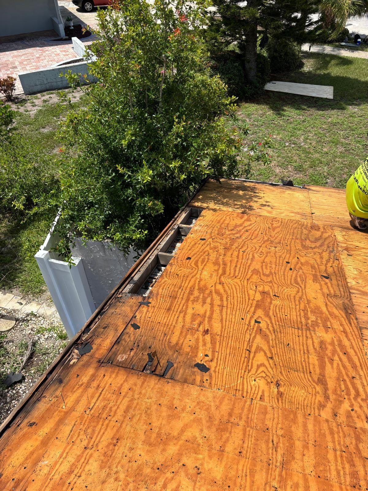 Project in Largo 33774 by Mitchell Roofing Company LLC 