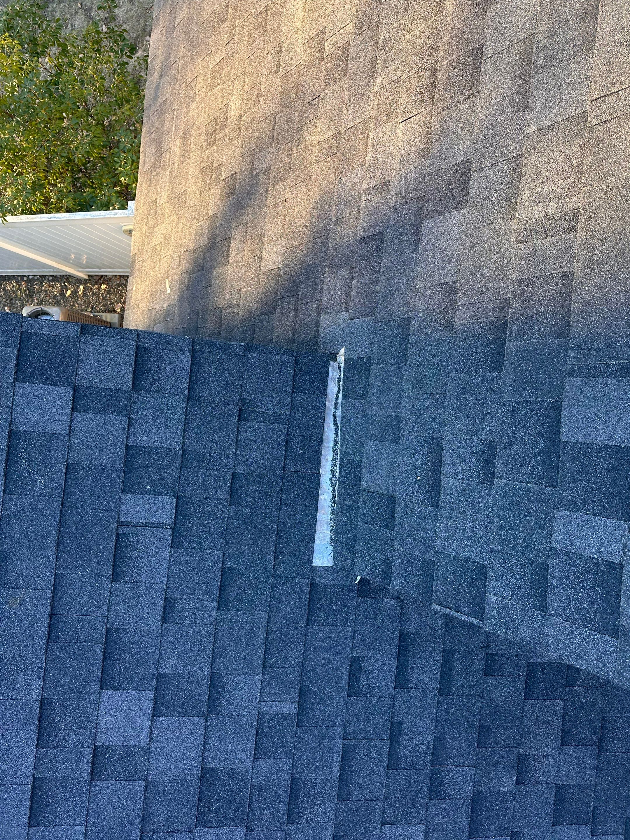 Vinyl Siding and Asphalt Roofing Replacement in Deerfield by Tall pine roofing