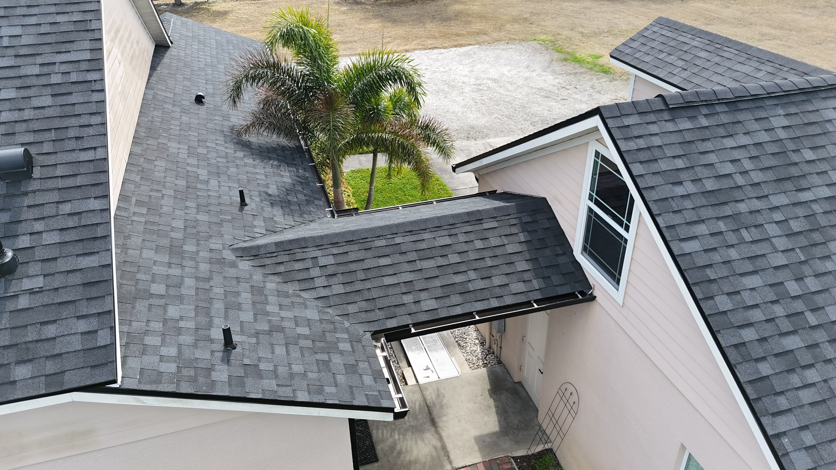 Roof Replacement in Lithia, FL by Shingle Masters Roofing