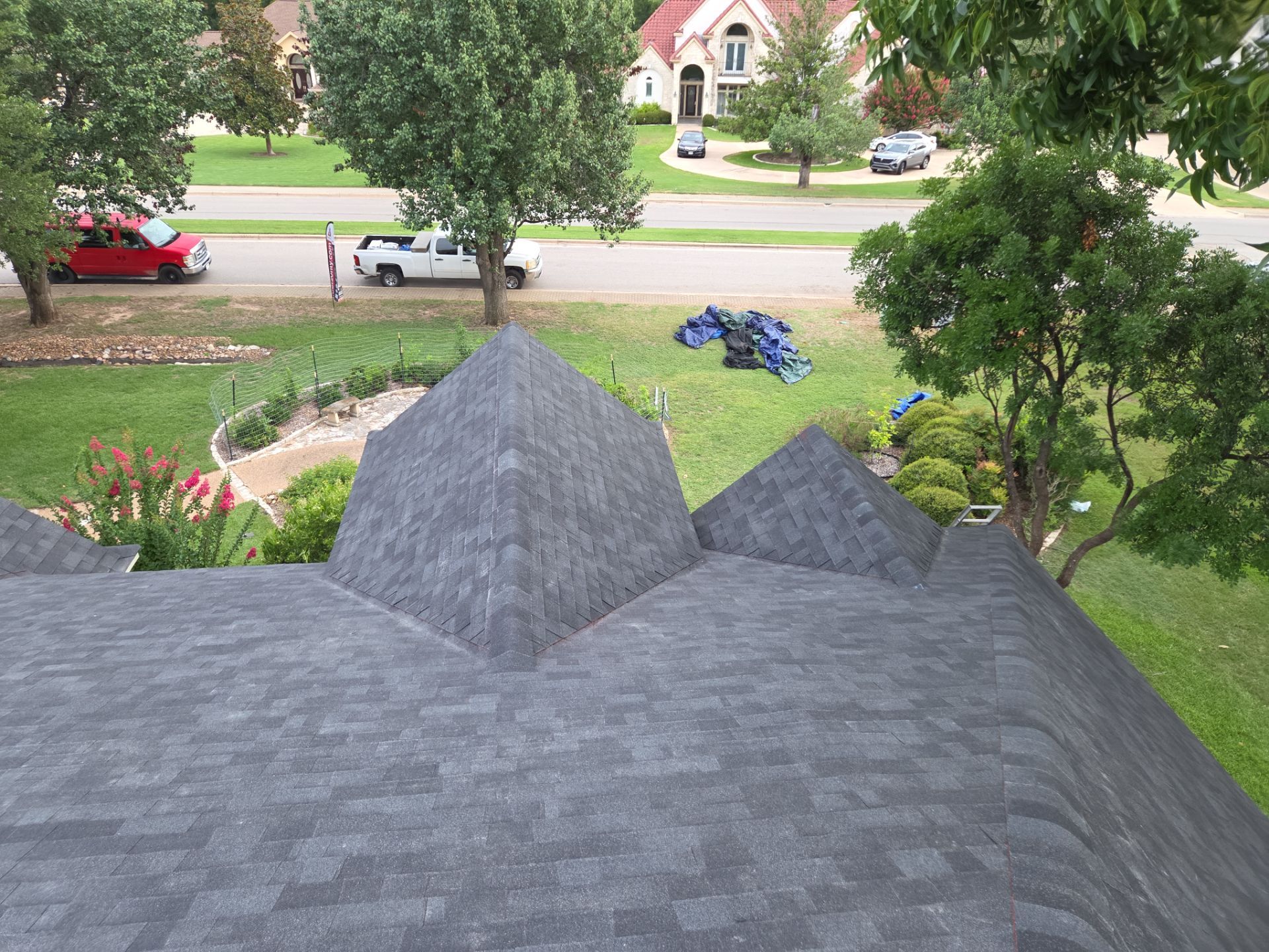 Brilliant Black - Malarkey Vista by RoofsOnly.com