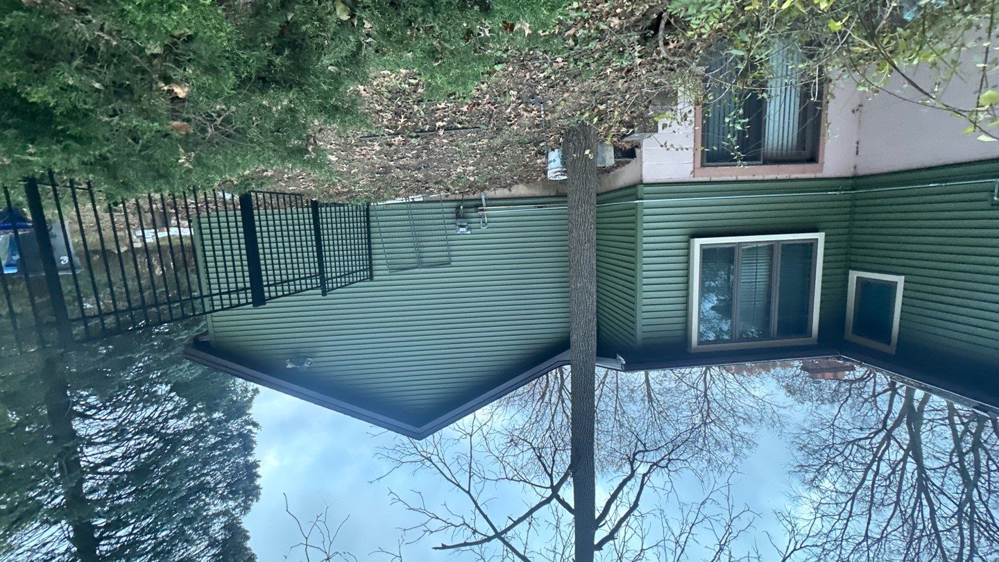 Siding Replacement using CertainTeed Restoration Classis D4 by 180 Contractors