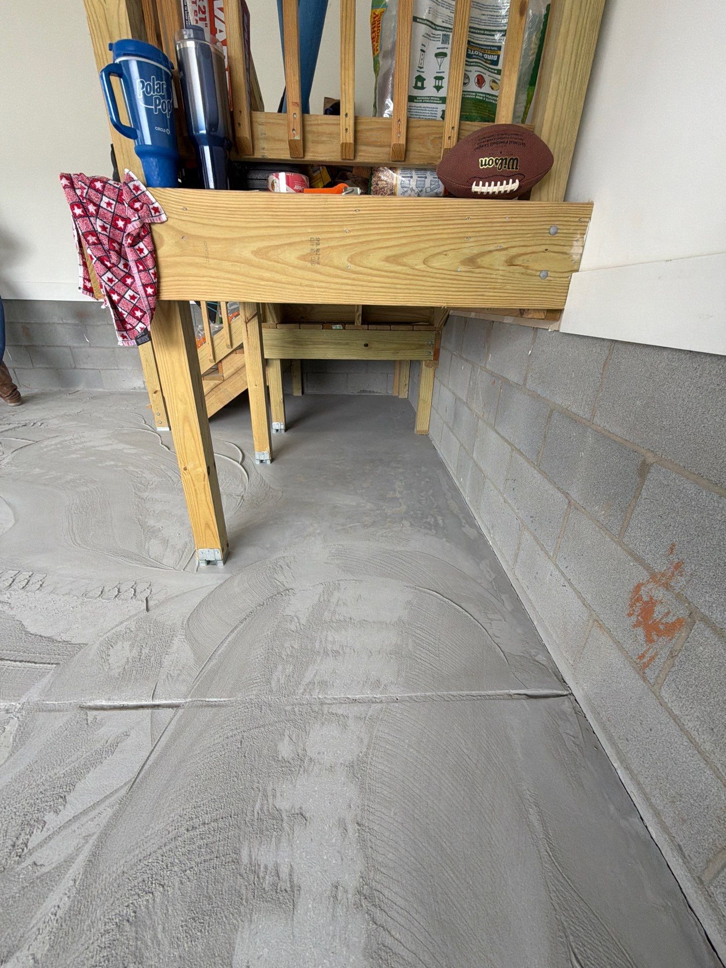 Custom Polyaspartic FLake Garage  by Endure Concrete Coatings