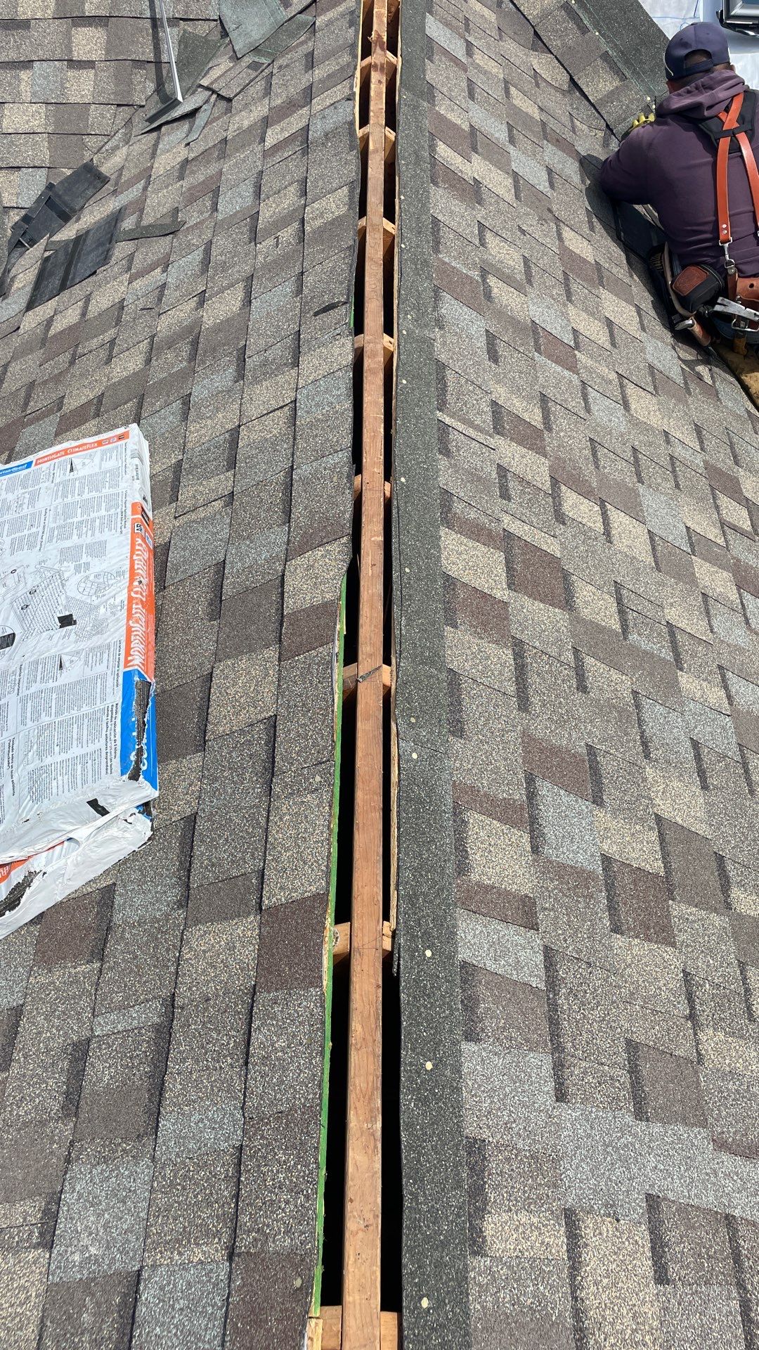 Roof Replacement using CertainTeed Landmark by 180 Contractors