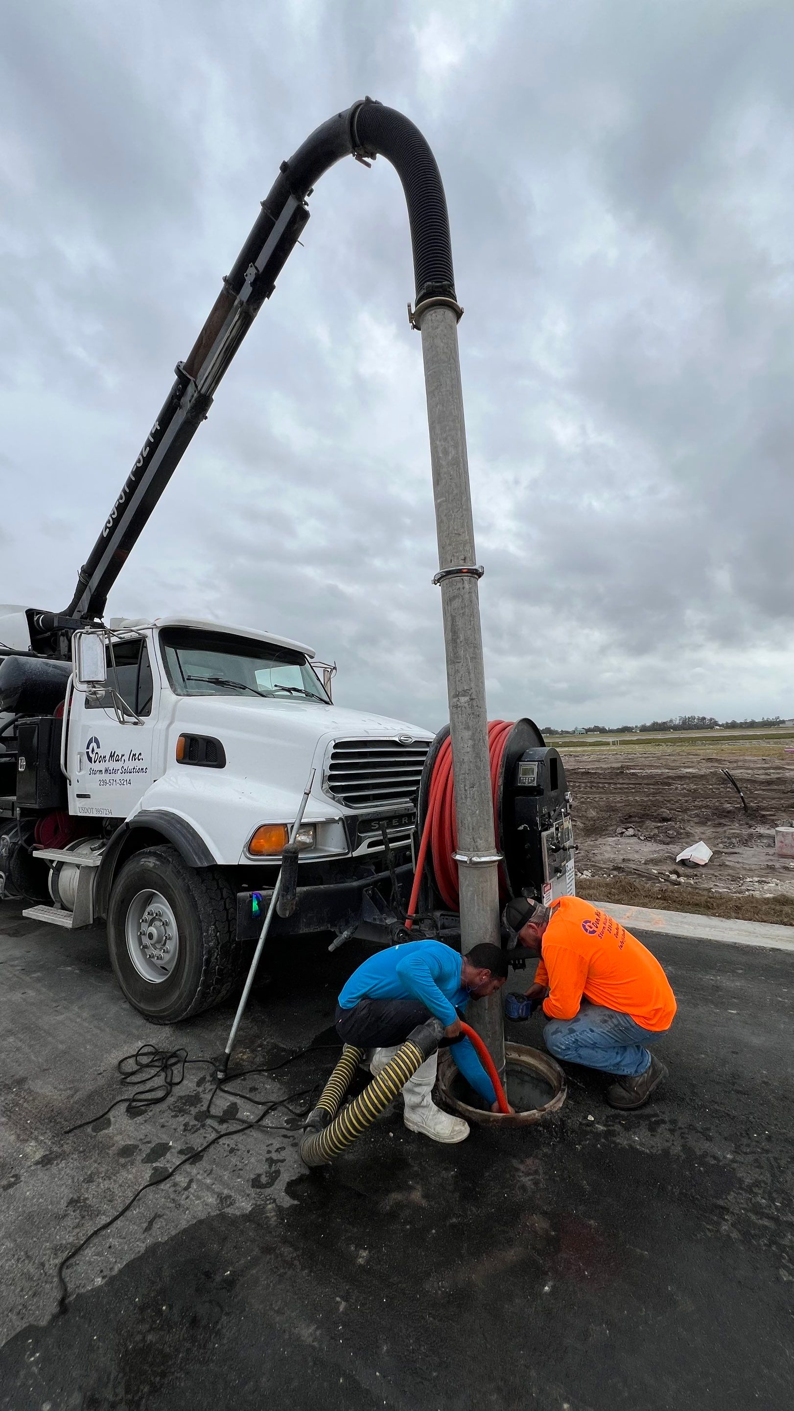 Lehigh Acres New Construction Community Sewer System Cleaning Part 2 by APS Power & Water