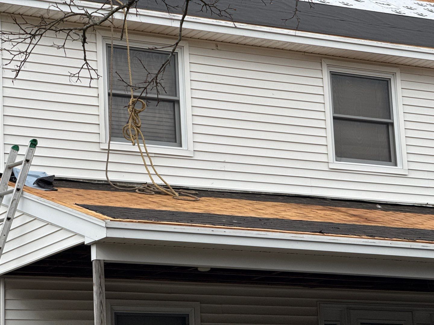 GAF Timberline® HDZ™ Roof Replacement – Hunter Green | Family Farm in Haverhill, MA by Sensible Home Solutions