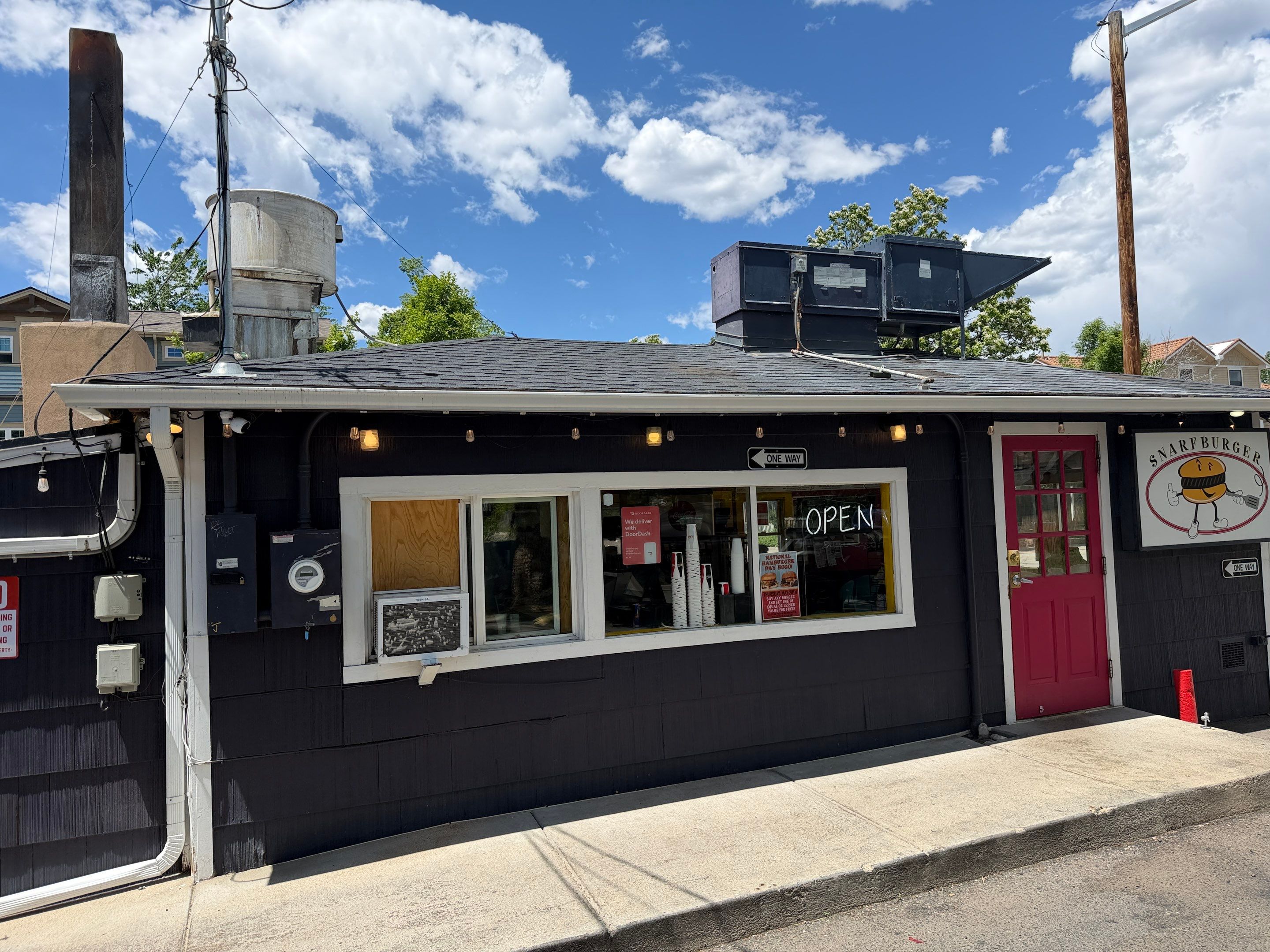 Snarfburger Commercial PVC KEE HP installation with ribs in Boulder by Rhino Roofing LLC