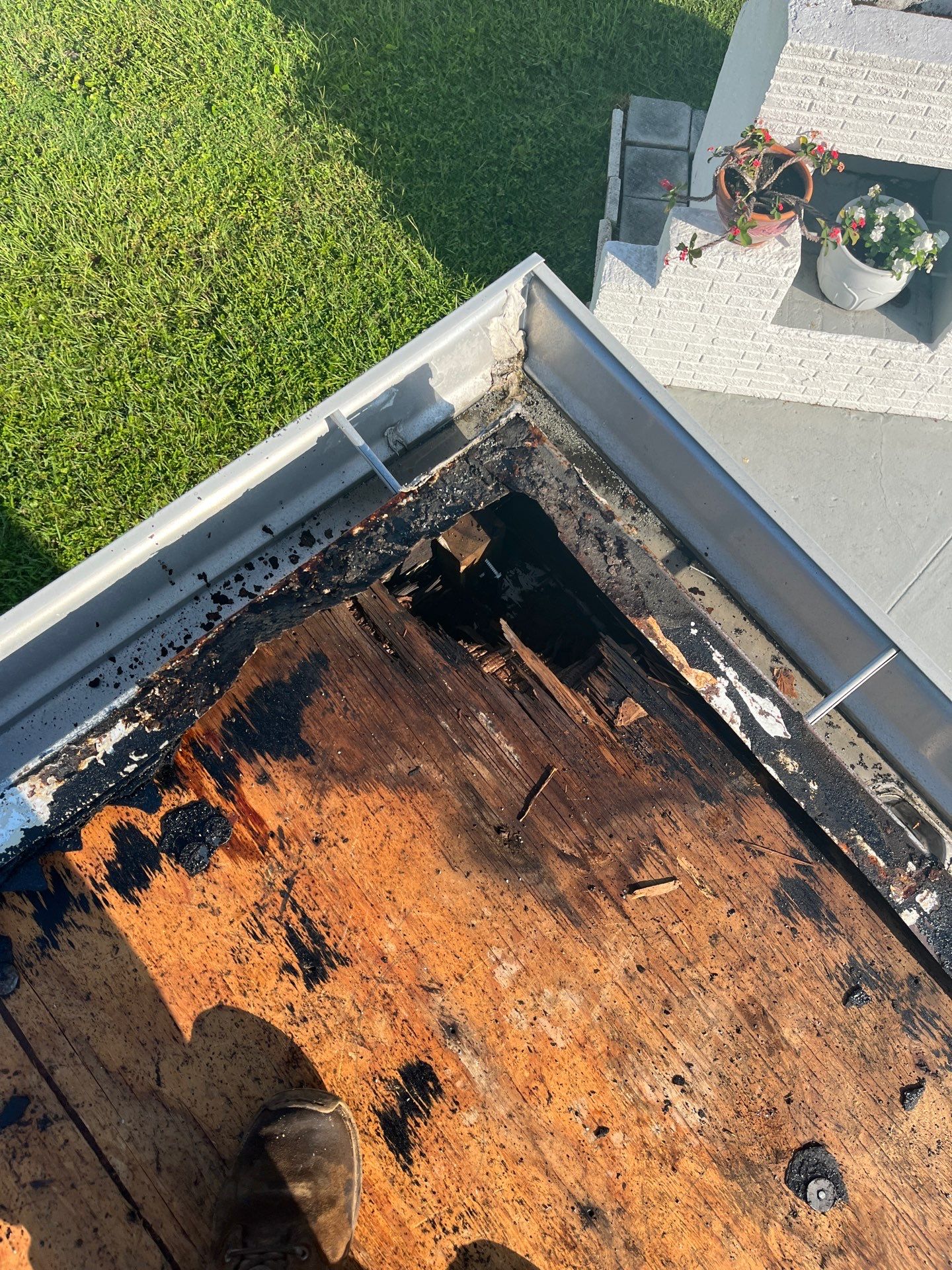 Project in St. Petersburg 33710 by Mitchell Roofing Company LLC 