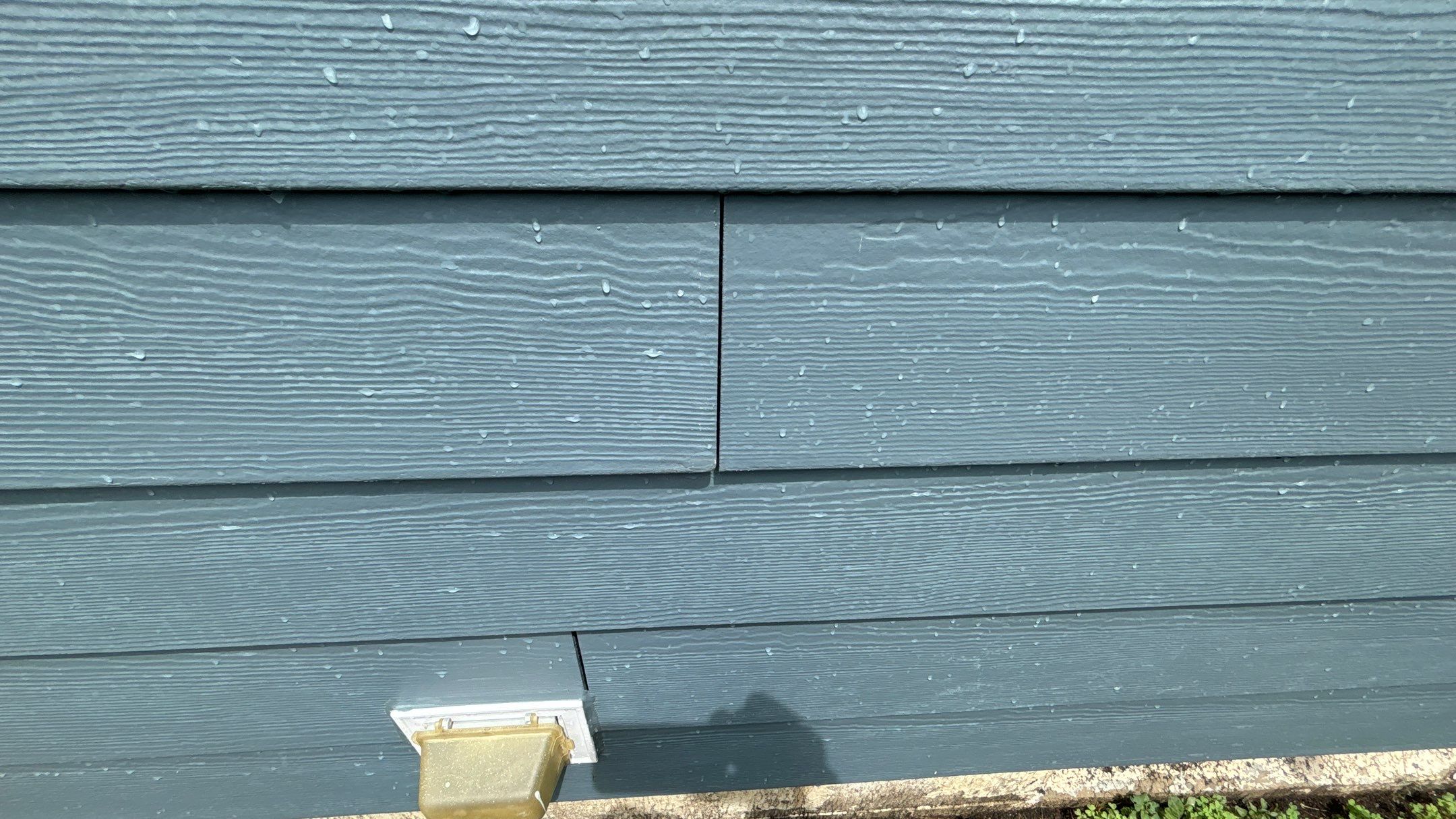 Siding Replacement using Hardie Plank S8 1/4" by 180 Contractors