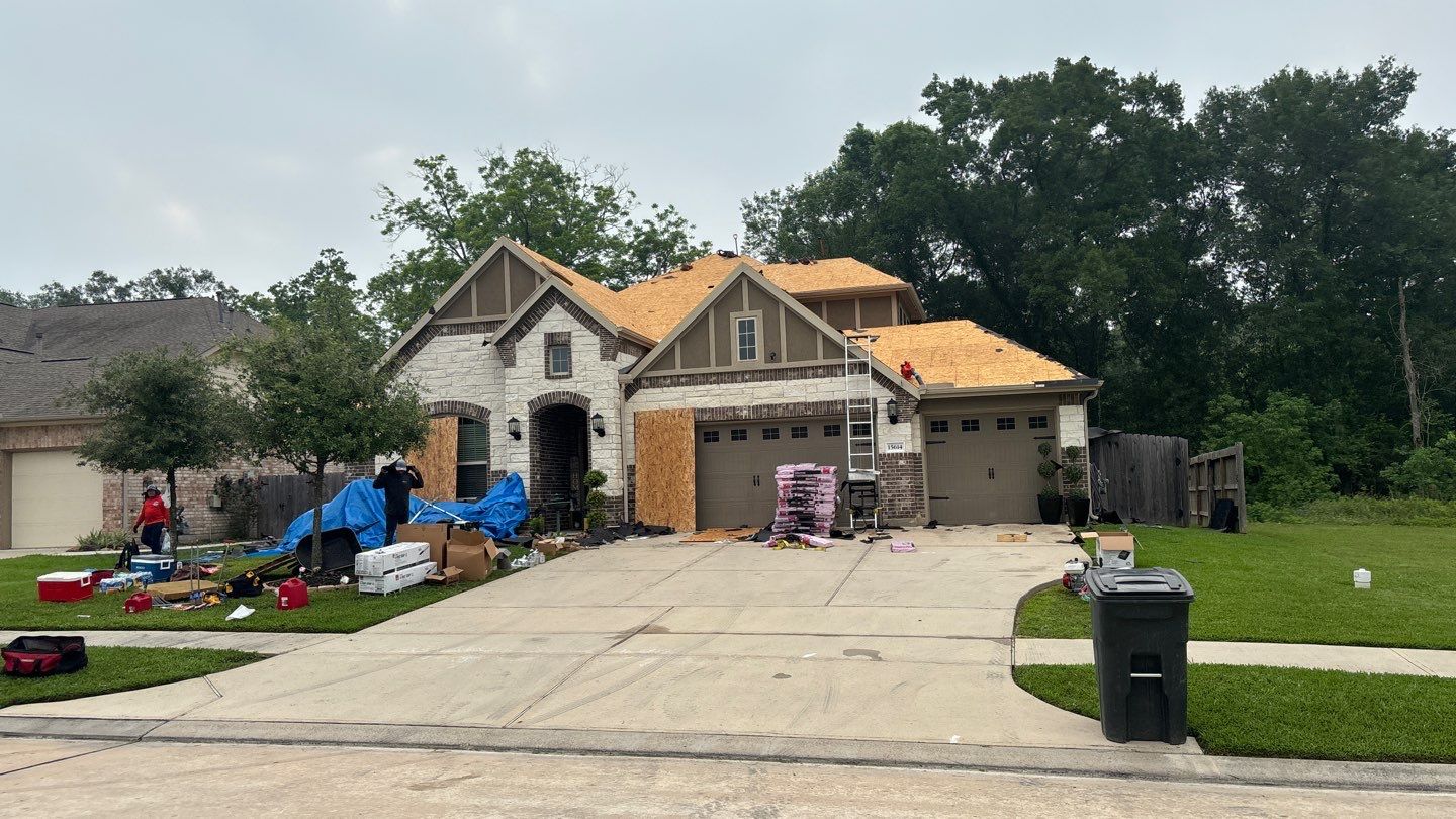 Residential Roofing Installation using Owen's Corning Duration (Lifetime) Shingles by Roof Repair Company