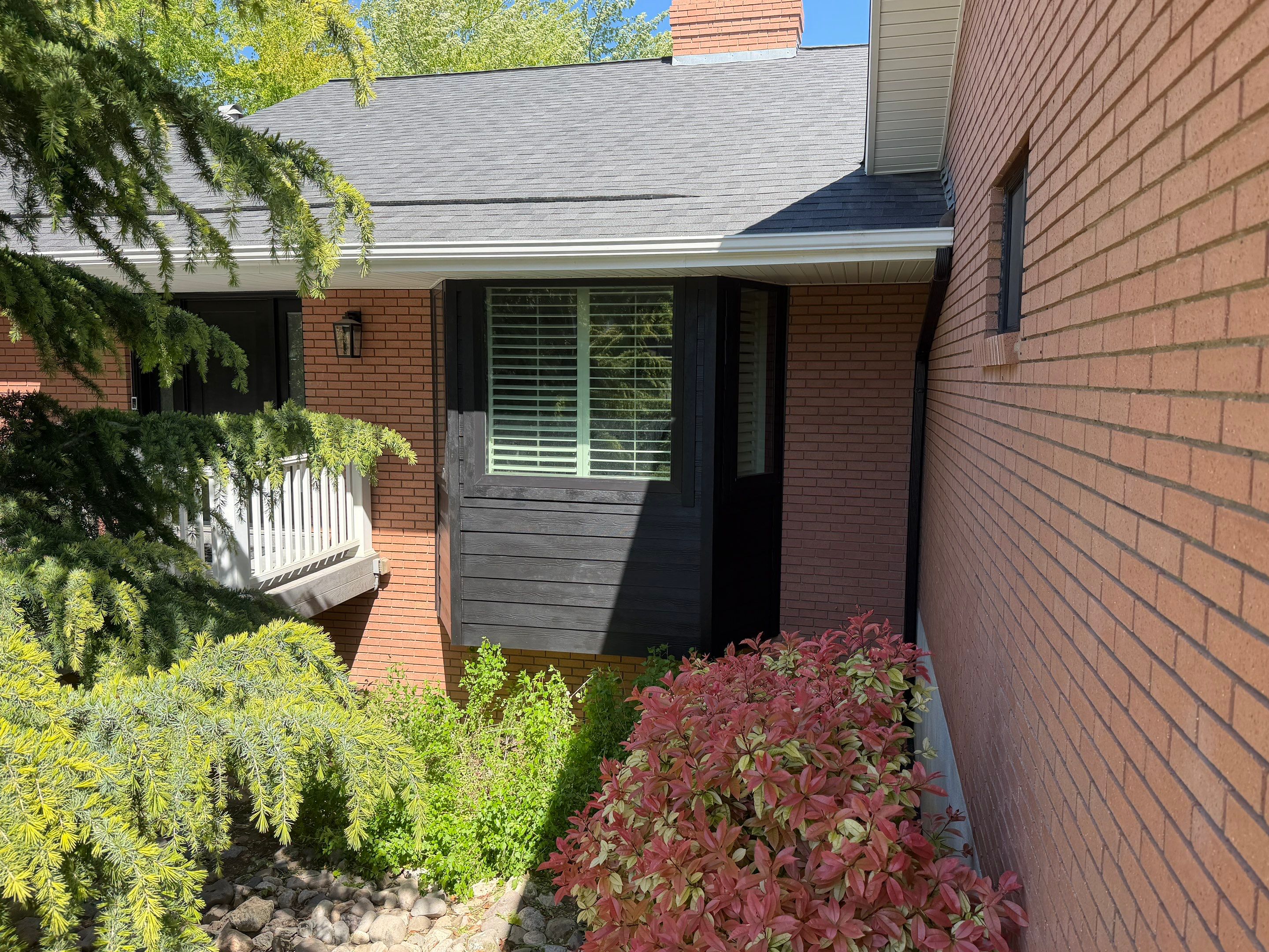 Farmington | Hardie Siding Conversion | Custom Painted Black by Ideal Siding Utah