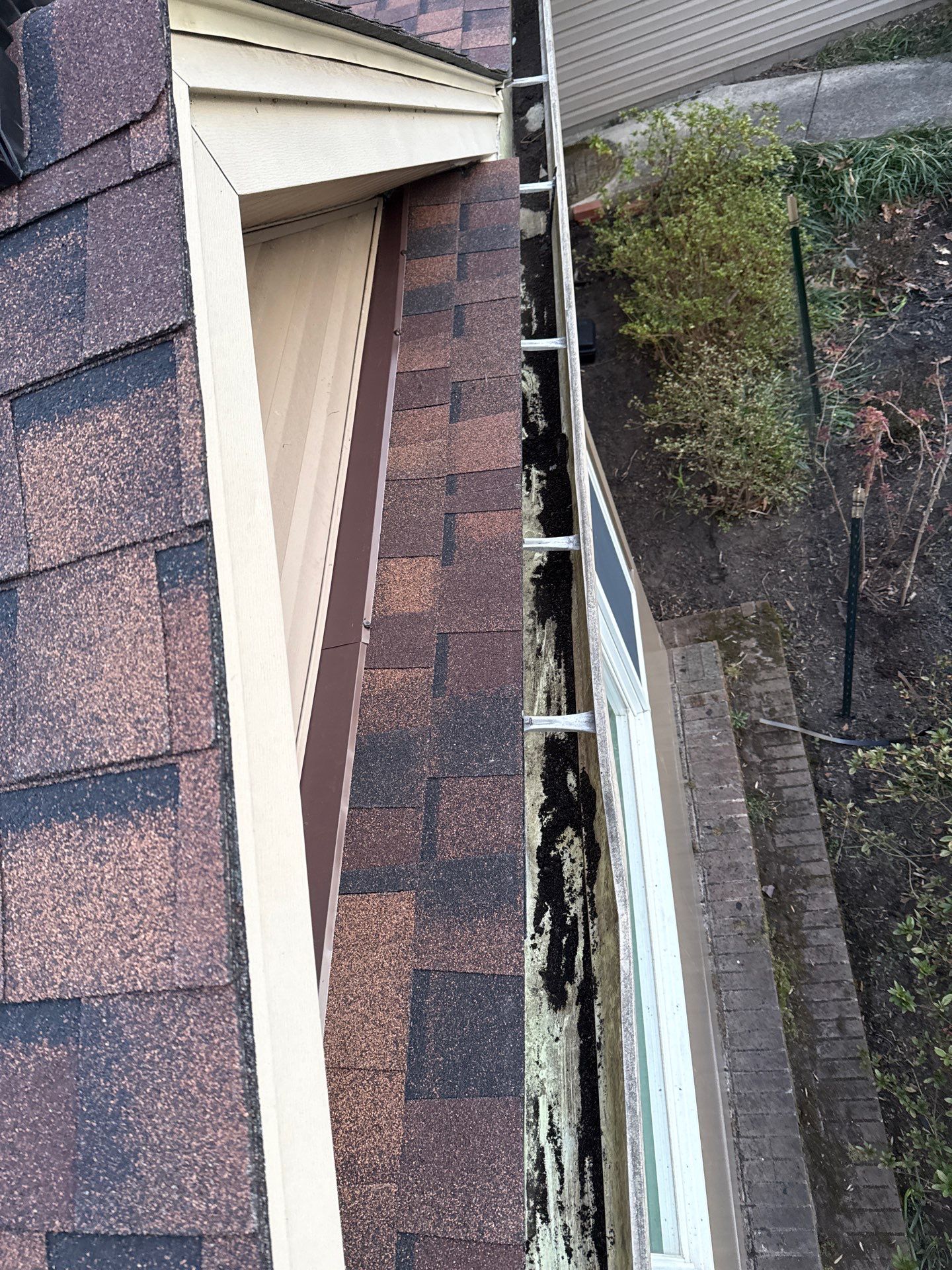 Fairfax: Residential Roof Replacement with CertainTeed Landmark Pro in Max Def Burnt Sienna by RM Banning, Inc.