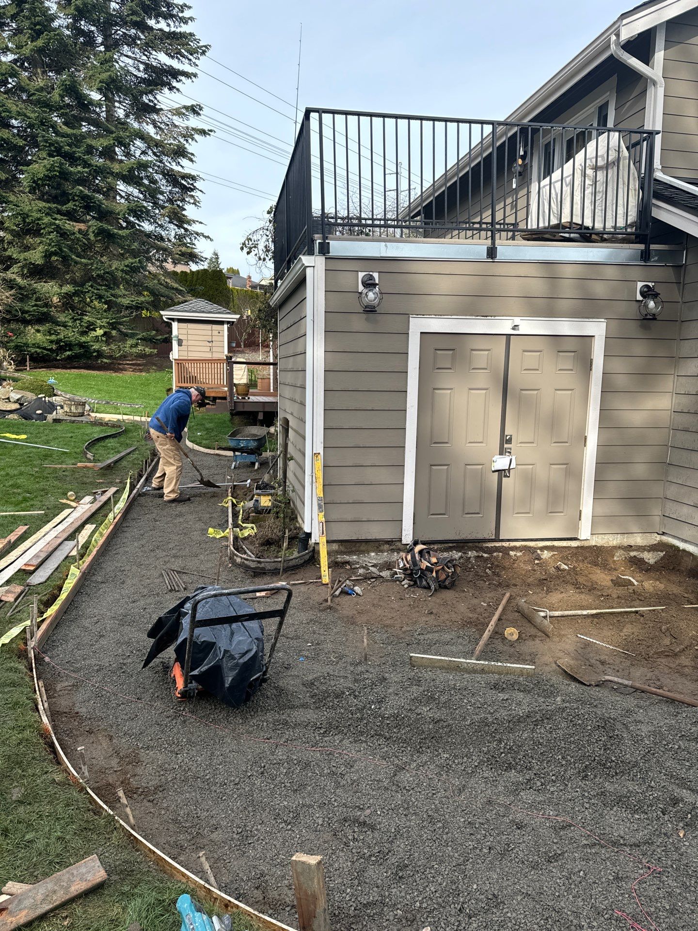 Wayne | Concrete patio & Walkway by Jireh Asphalt & Concrete Inc 