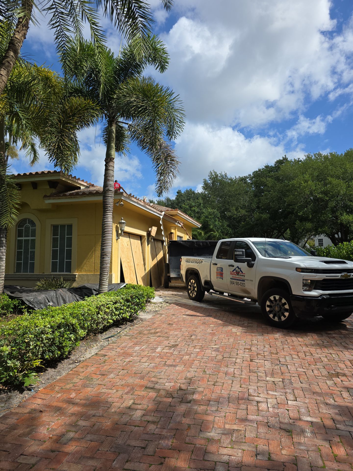 Metal Roof in Davie by Roofing Recovery