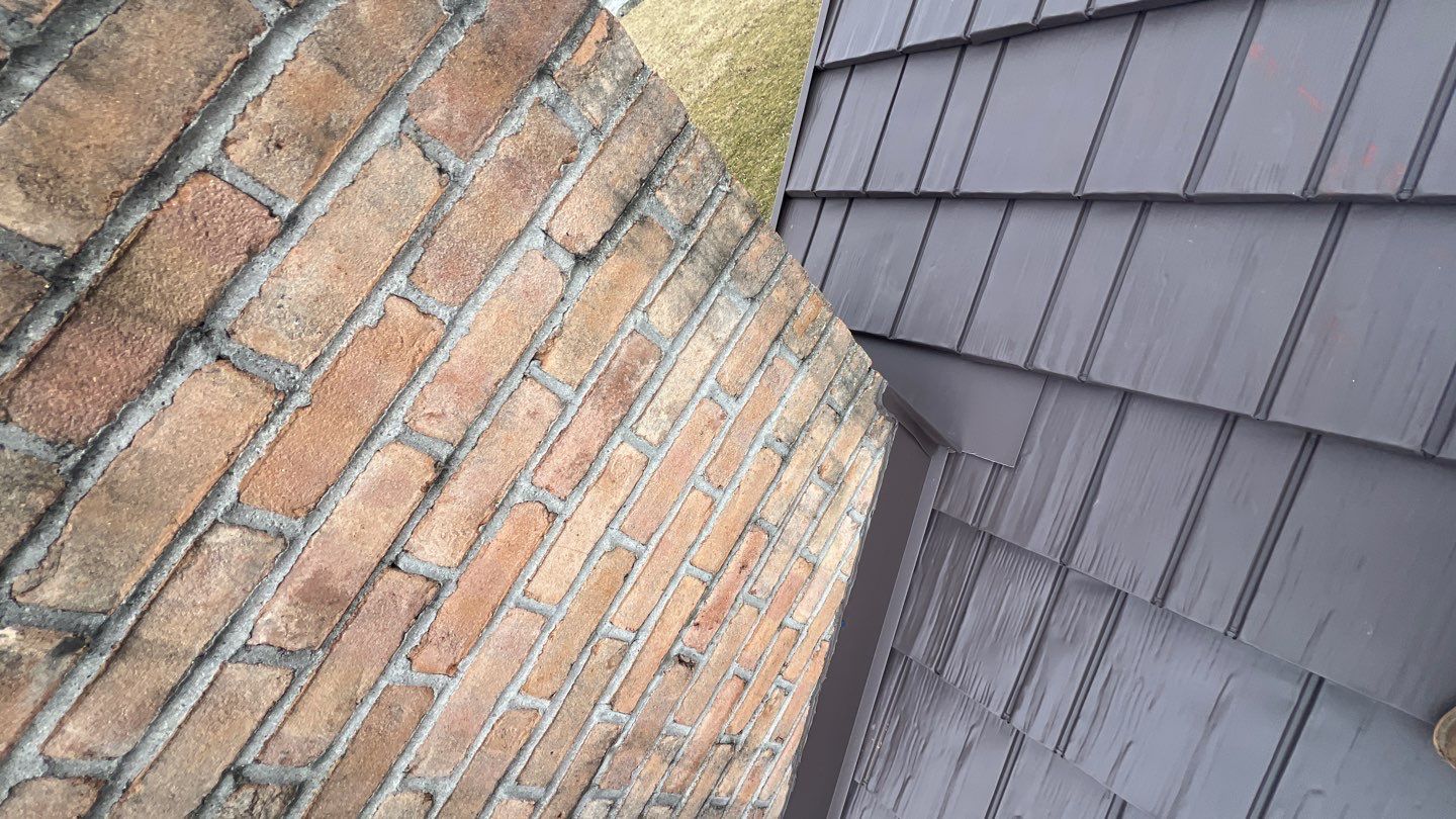 Residential Roofing Installation using Great American Shake - Mustang Brown by Nitro Roofing and Construction
