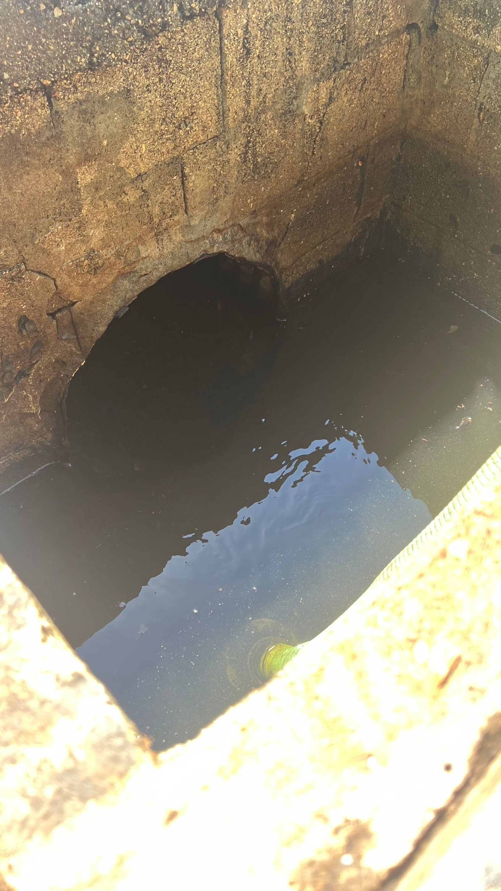 Marco Island Condo Stormwater System Maintenance and Standing Water Removal by APS Power & Water