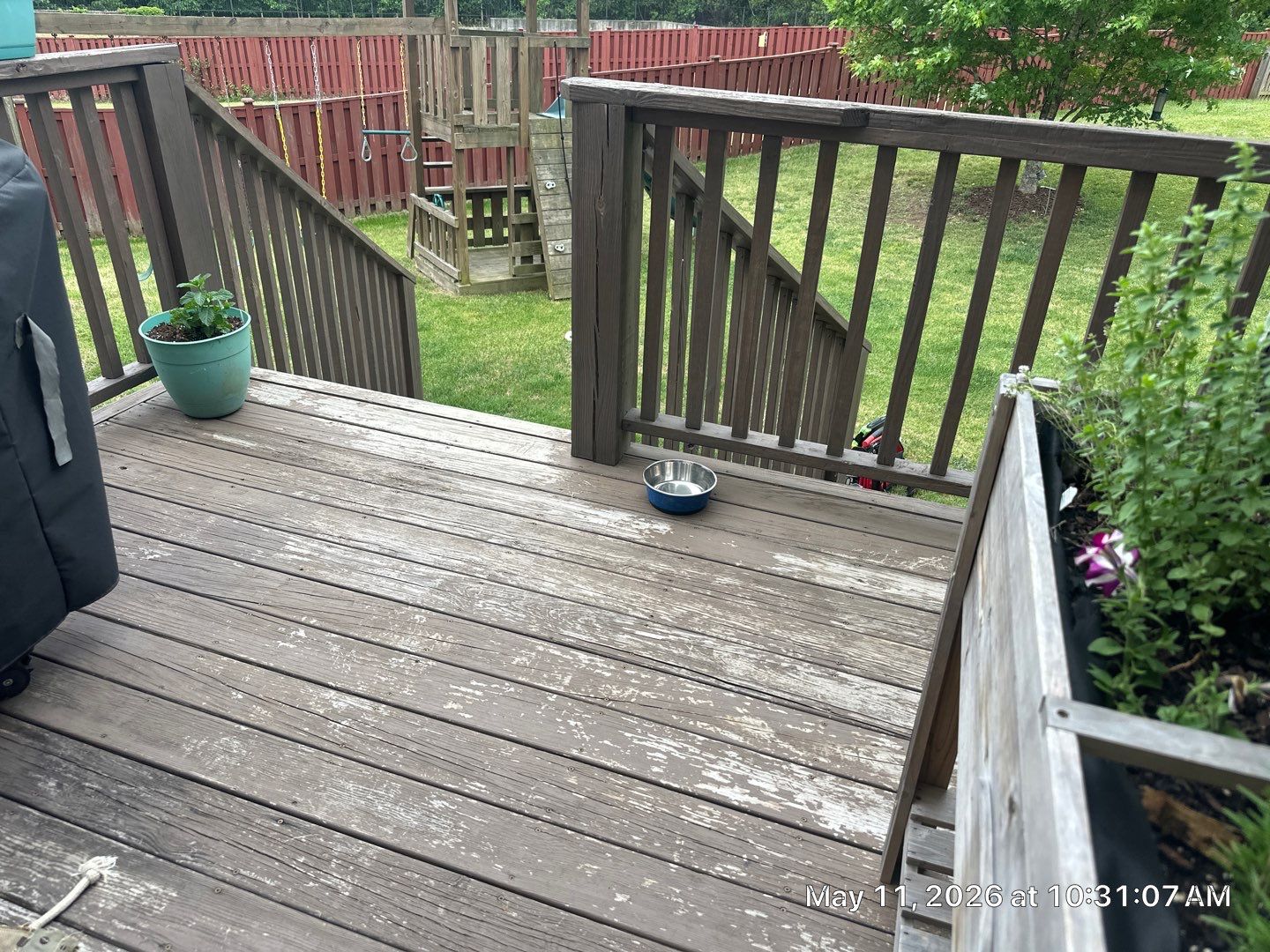 Deck using Wood Sealant by DuraSeal